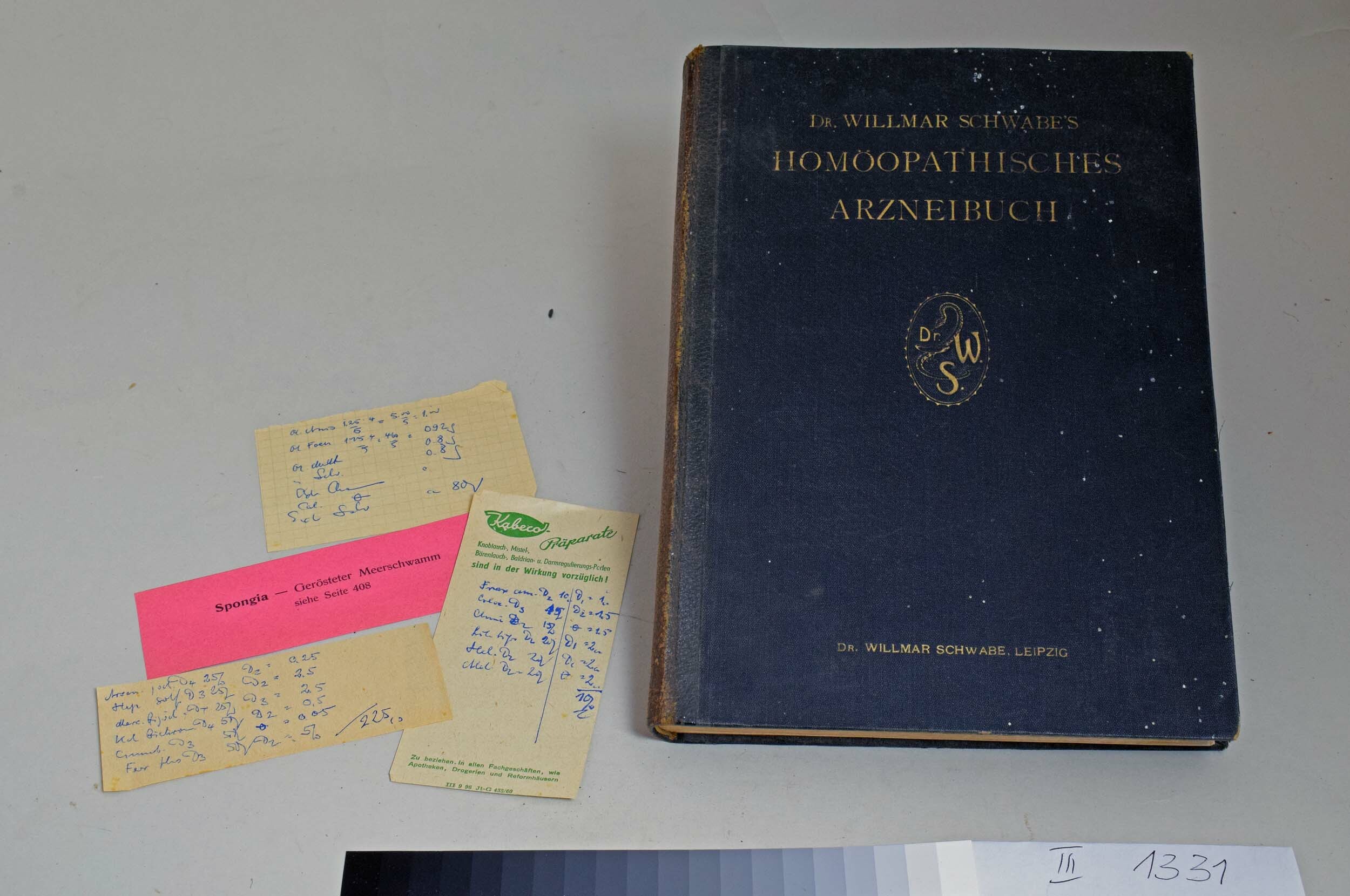 Homöopathisches Arzneibuch (Heimatmuseum Dohna CC BY-NC-SA)