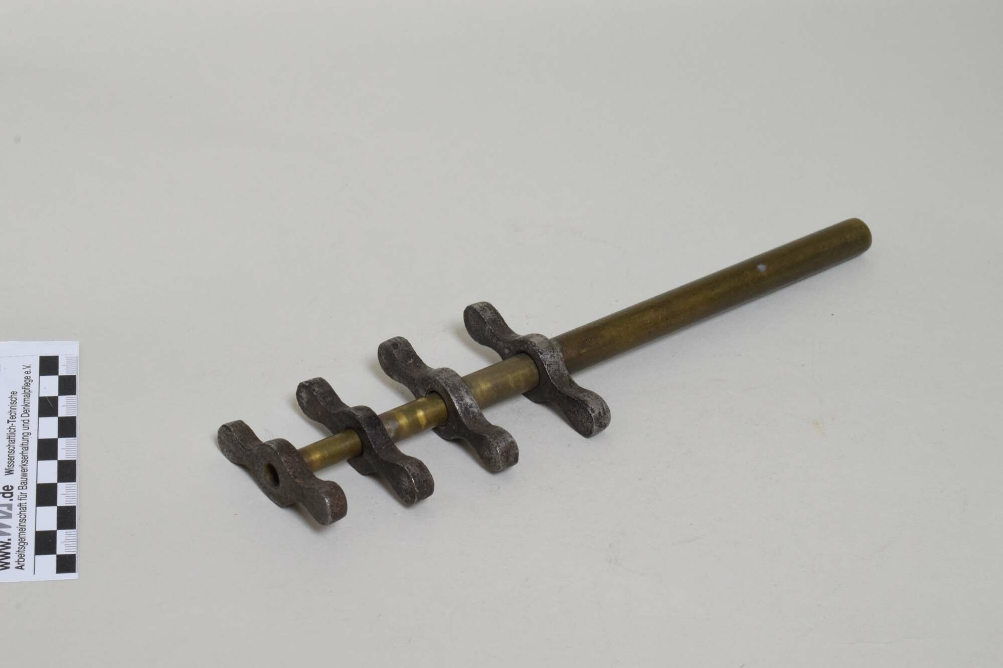 Korkenausstecher (aus Metall) (Heimatmuseum Dohna CC BY-NC-SA)