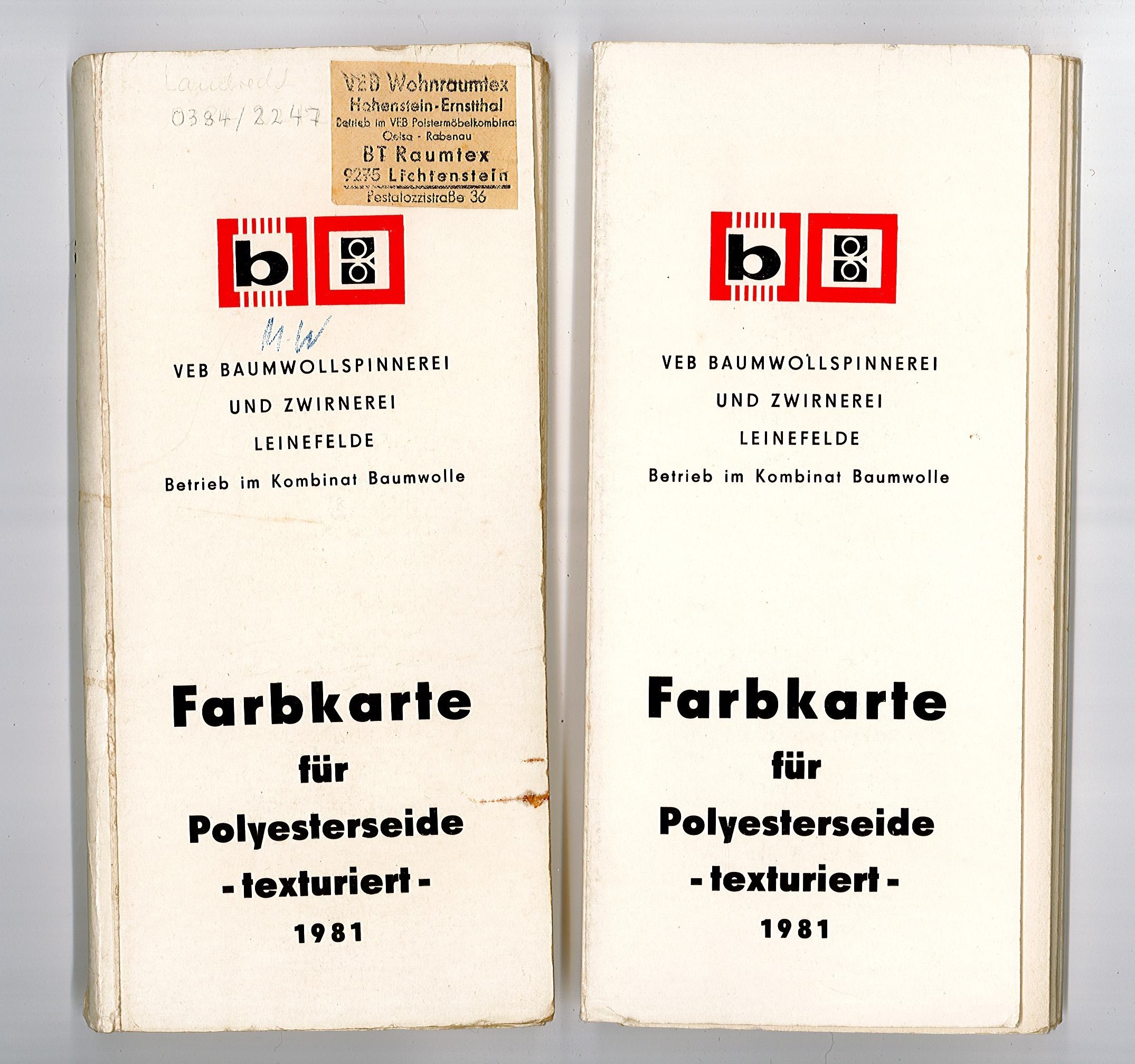Farbmuster für Gewebe (Historische Schauweberei Braunsdorf CC BY-SA)