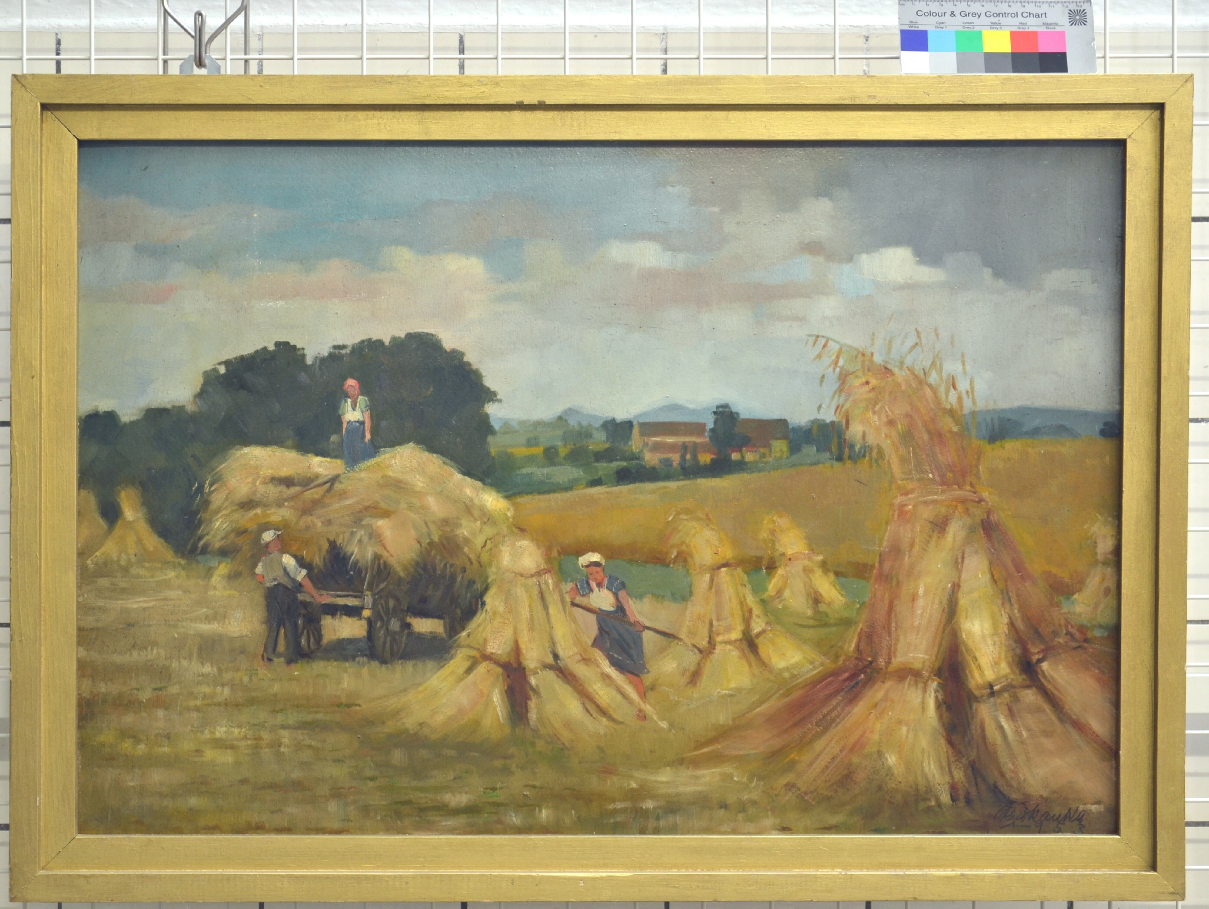 Getreideernte, Arbeiter beim Aufladen der Kornpuppen auf dem Feld (Museum Alte Lateinschule CC BY-NC-SA)