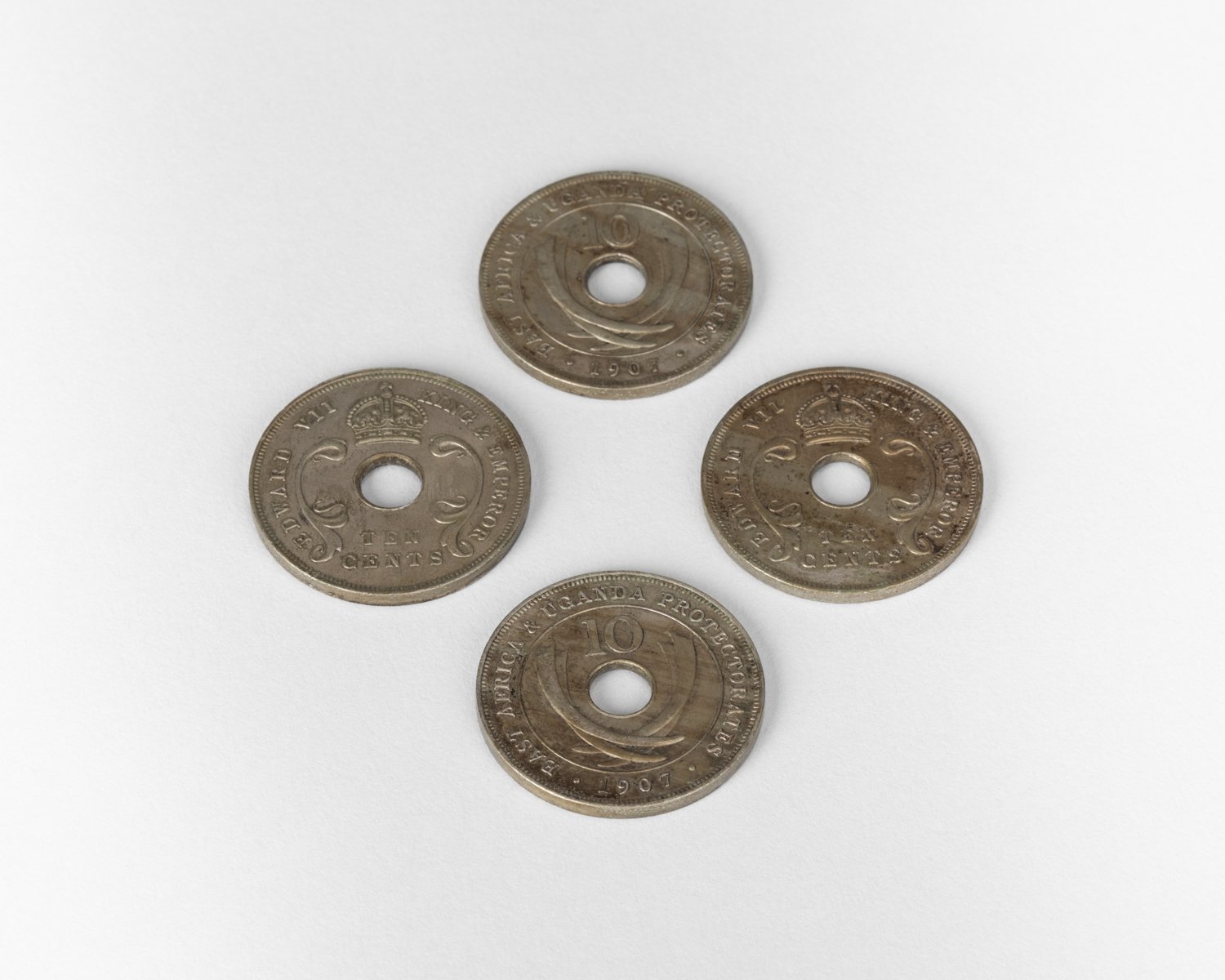 10-Cent-Münzen aus dem Jahr 1907 (4 Stück) (Museum - Naturalienkabinett Waldenburg CC BY-NC-SA)