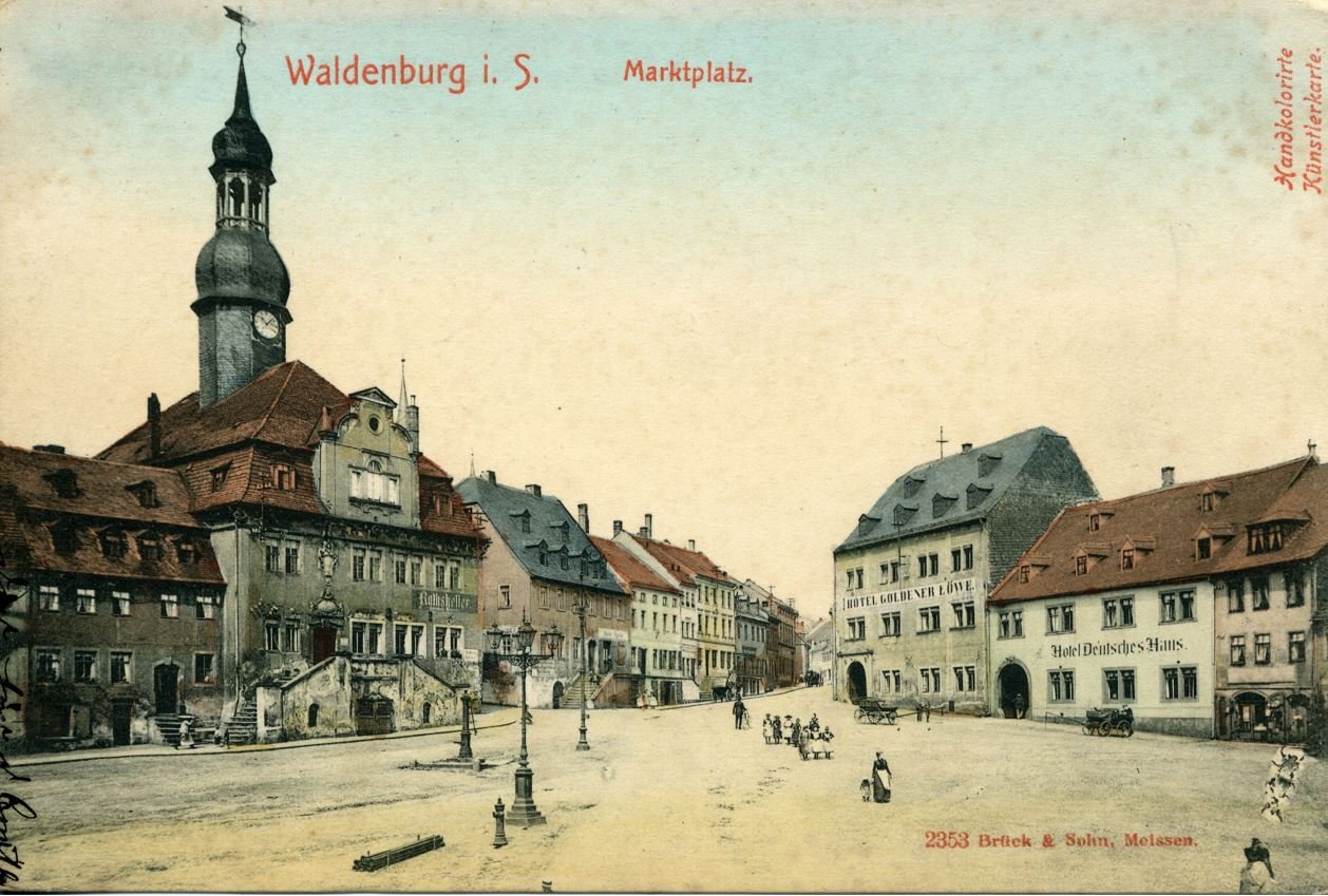Rathaus und Marktplatz in Waldenburg/Sachsen (Museum - Naturalienkabinett Waldenburg CC BY-NC-SA)