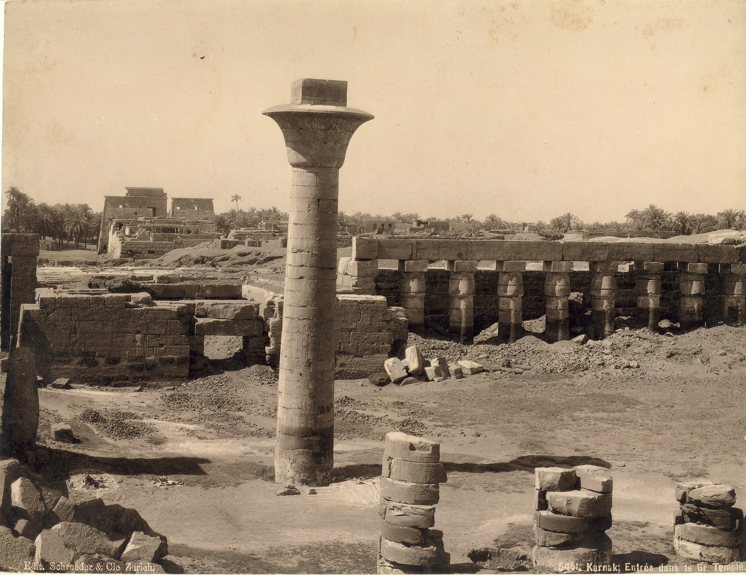 Fotografie Pfeiler Karnak (Museum - Naturalienkabinett Waldenburg CC BY-NC-SA)