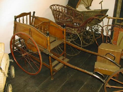 Kinderwagen (Stadtmuseum Löbau CC BY-NC-SA)
