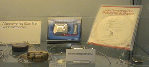 Herzschrittmacher (Medizinhistorische Sammlungen CC BY-NC-SA)