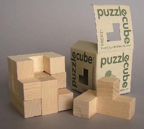 Puzzle (Erzgebirgisches Spielzeugmuseum Seiffen CC BY-NC-SA)