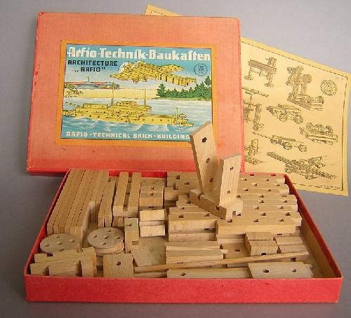Baukasten (Erzgebirgisches Spielzeugmuseum Seiffen CC BY-NC-SA)