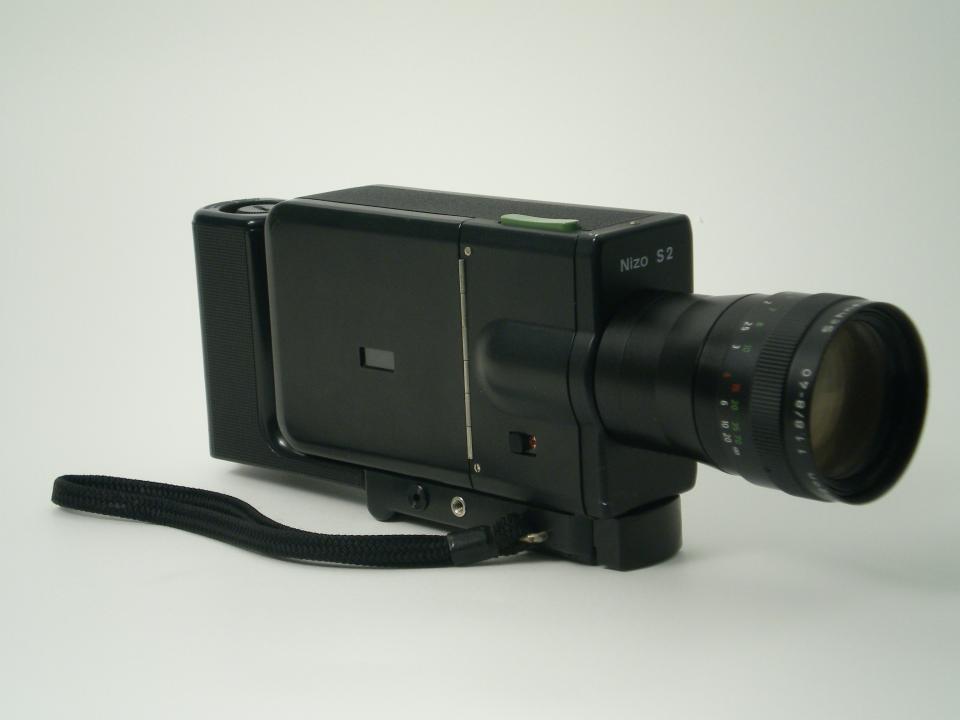 Schmalfilmkamera "Nizo S 2" (Industrie- und Filmmuseum Wolfen CC BY-NC-SA)