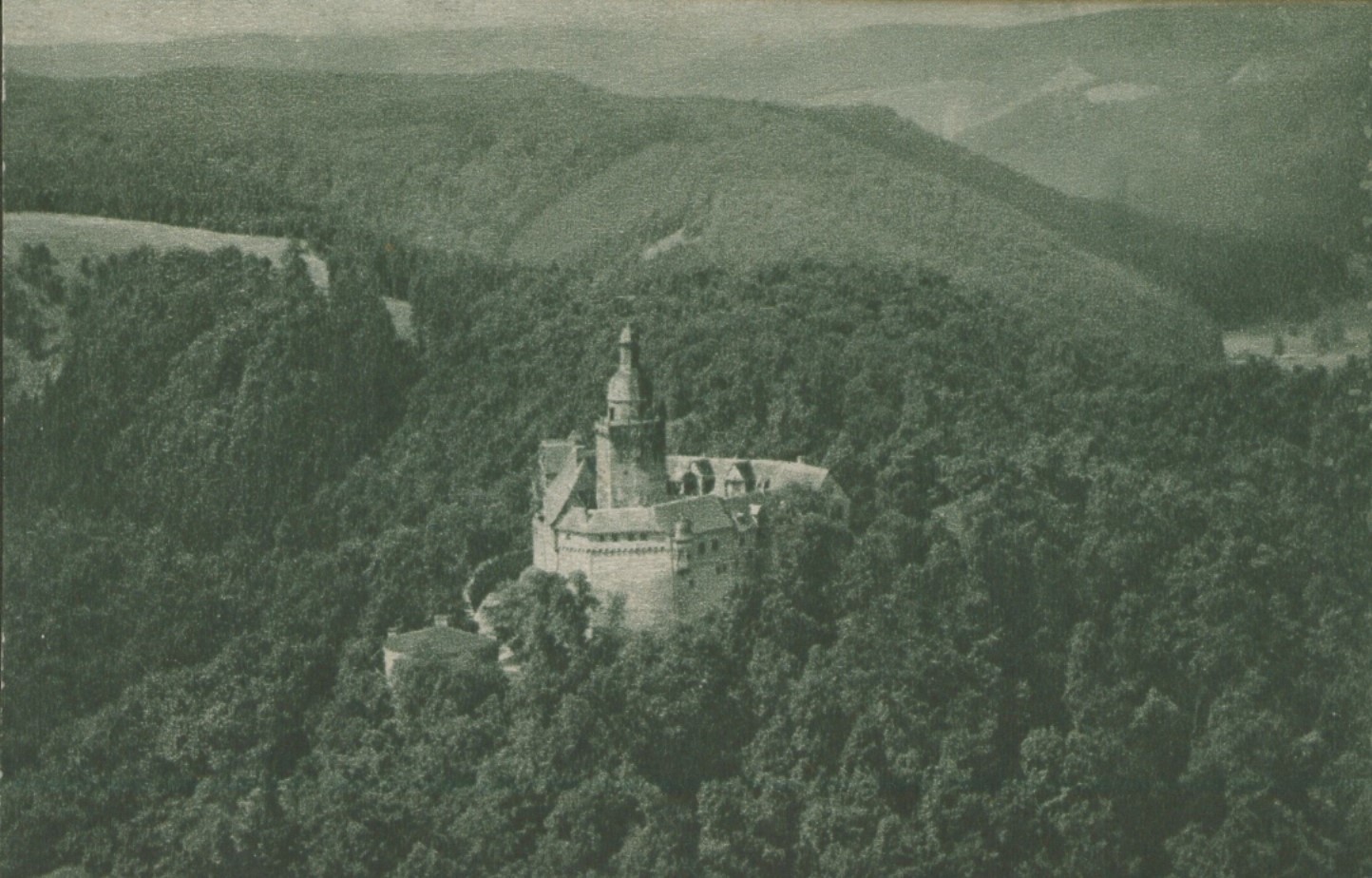 Ansichtskarte: Burg Falkenstein im Selketal (Harz) Fliegeraufnahme (Kulturstiftung Sachsen-Anhalt CC BY-NC-SA)