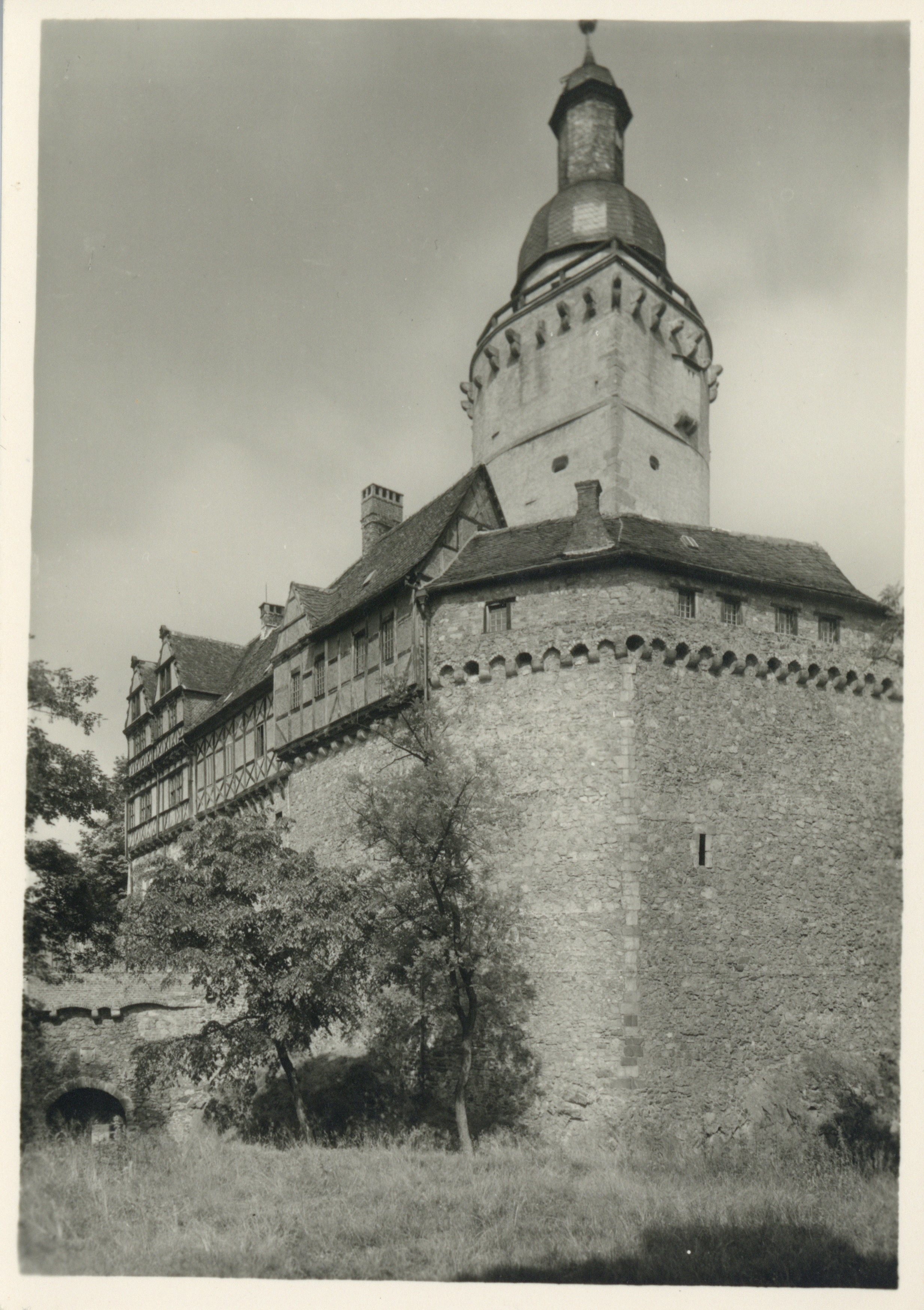 Ansichtskarte: Burg Falkenstein (Kulturstiftung Sachsen-Anhalt CC BY-NC-SA)