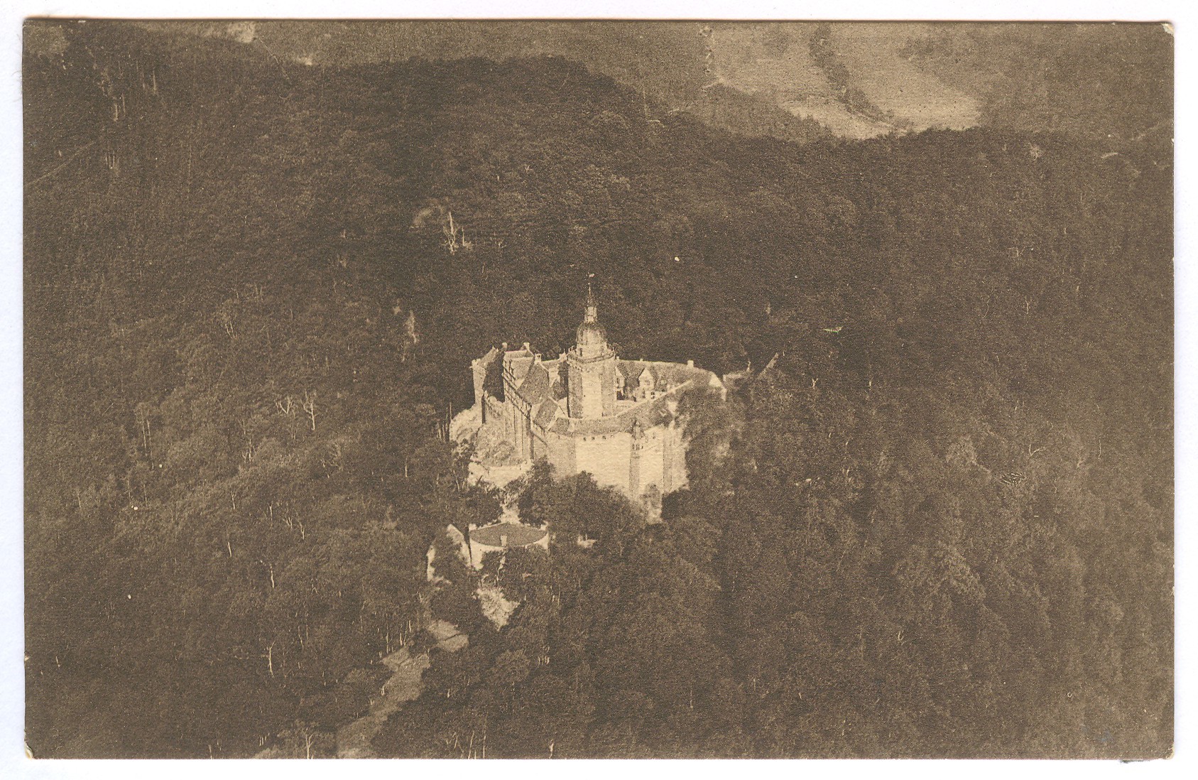 Ansichtskarte: Burg Falkenstein im Selketal (Fliegeraufnahme) (Kulturstiftung Sachsen-Anhalt CC BY-NC-SA)