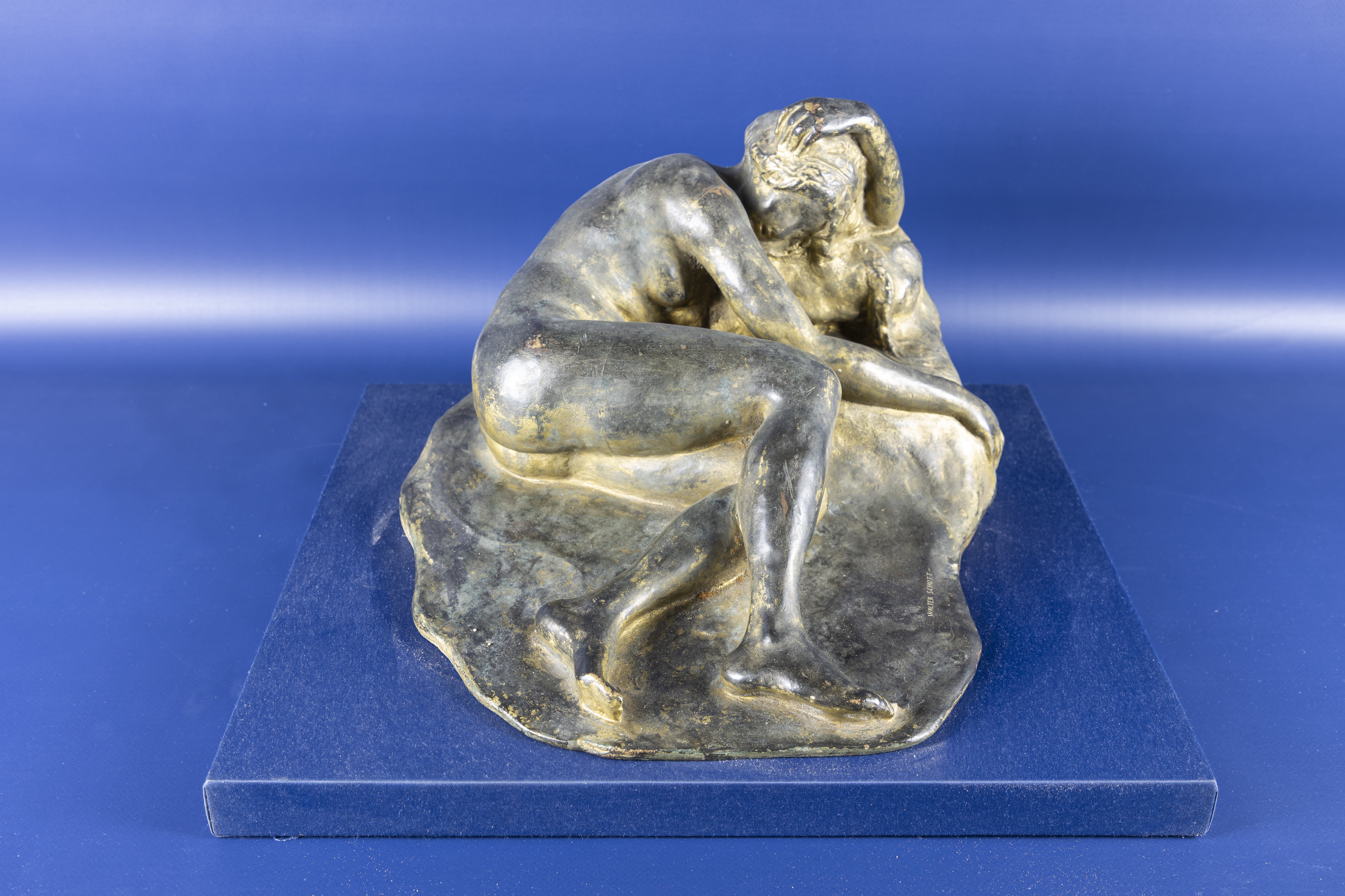 Bronzefigur einer "Schlafenden Nymphe" von Walter Schott, um 1900 (Schloß Wernigerode GmbH RR-F)