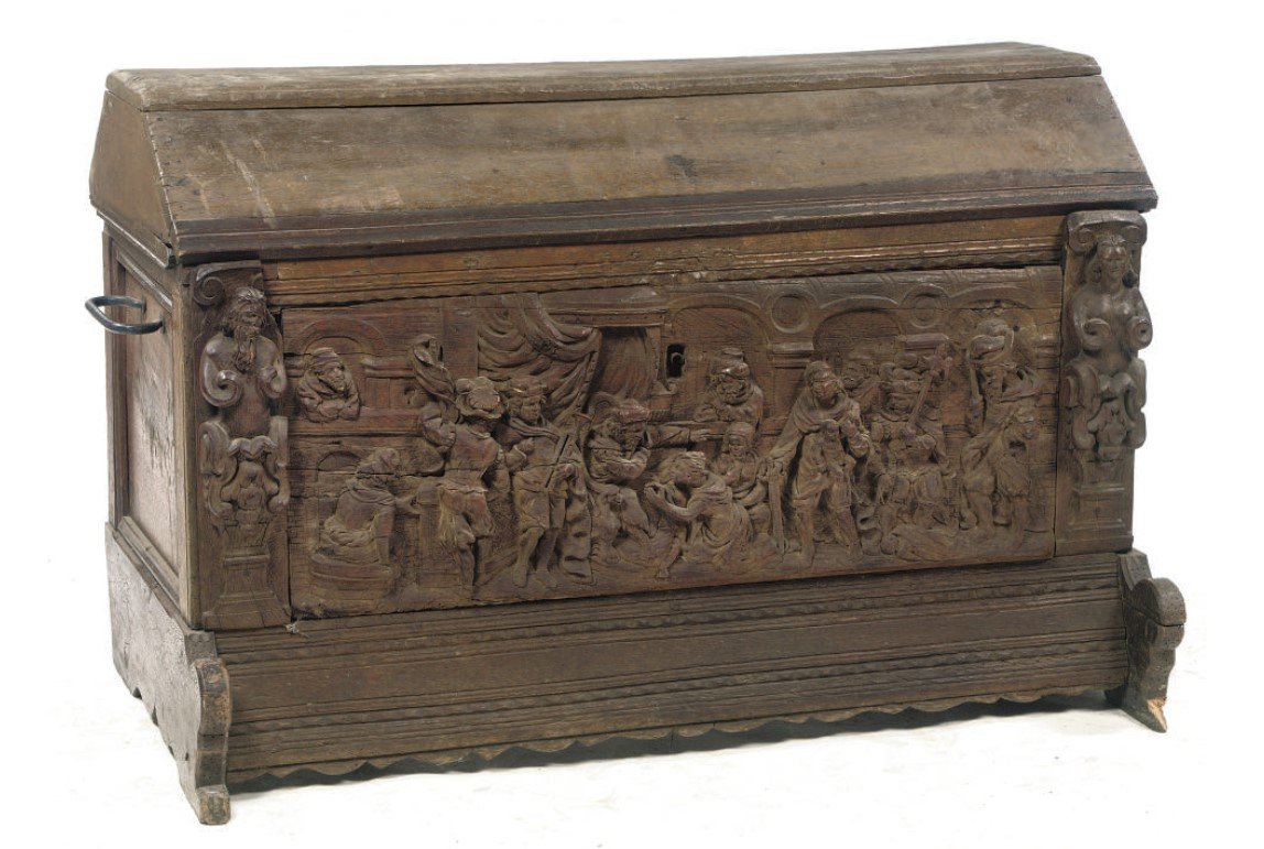 Deckeltruhe mit figürlichem Relief, 19. Jh. (mit älteren Teilen) (Schloß Wernigerode GmbH RR-F)