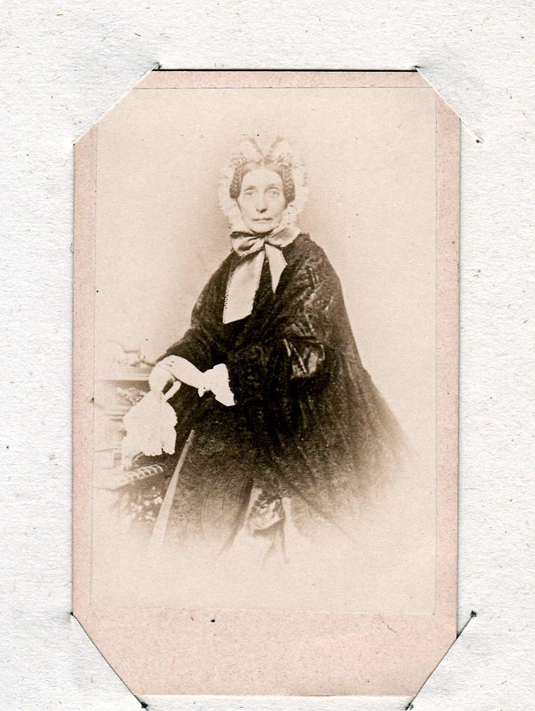 Porträt der Königin Amalie von Sachsen um 1870 (Schloß Wernigerode GmbH RR-F)