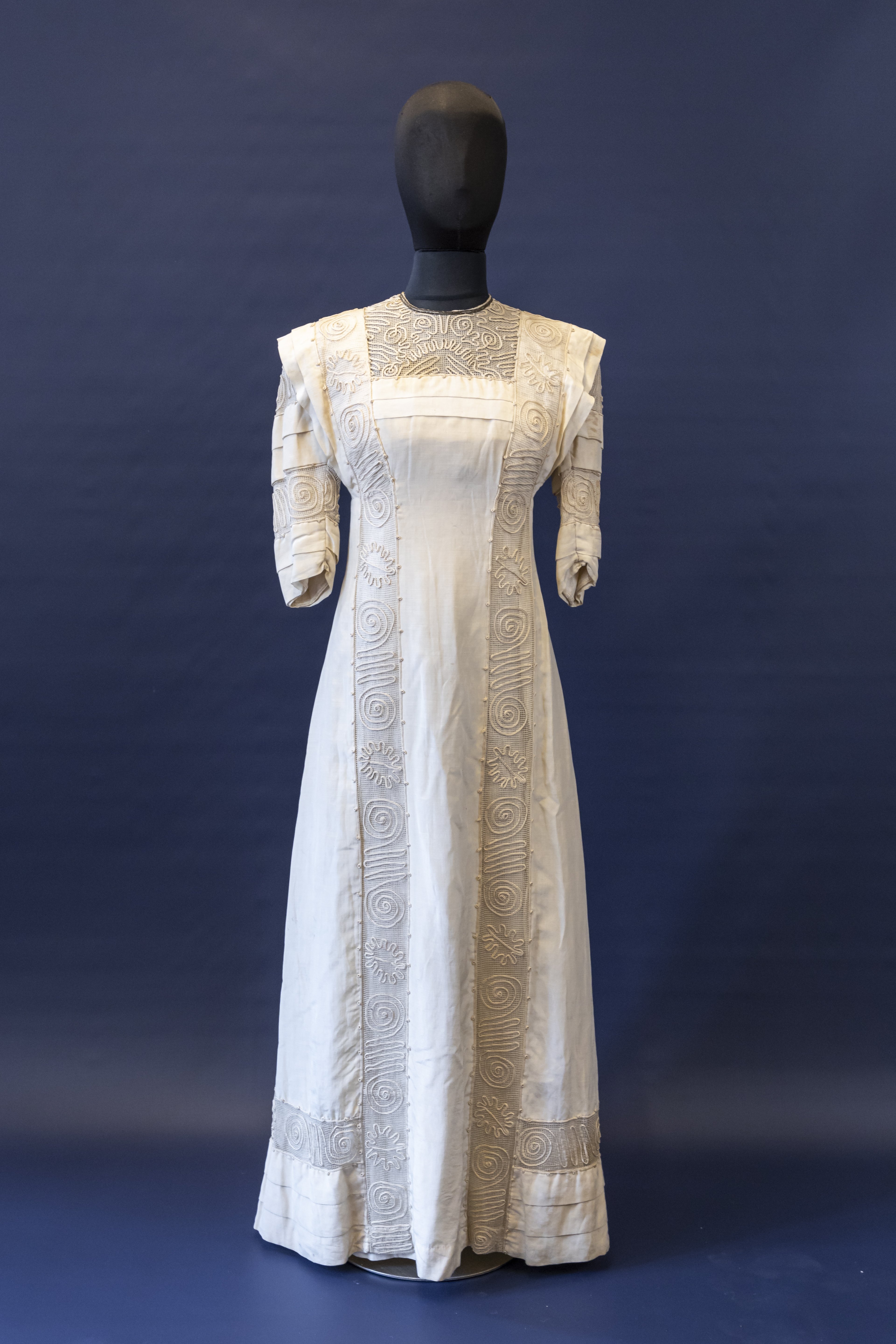 Tageskleid (Jugendstil-Reformkleid), um 1905-1910 (Schloß Wernigerode GmbH RR-F)