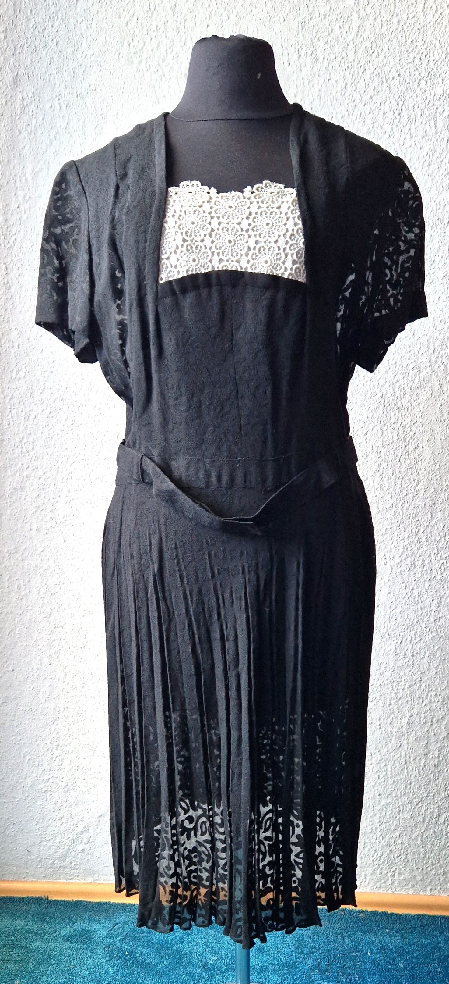 Damenkleid, (Schloß Wernigerode GmbH RR-F)