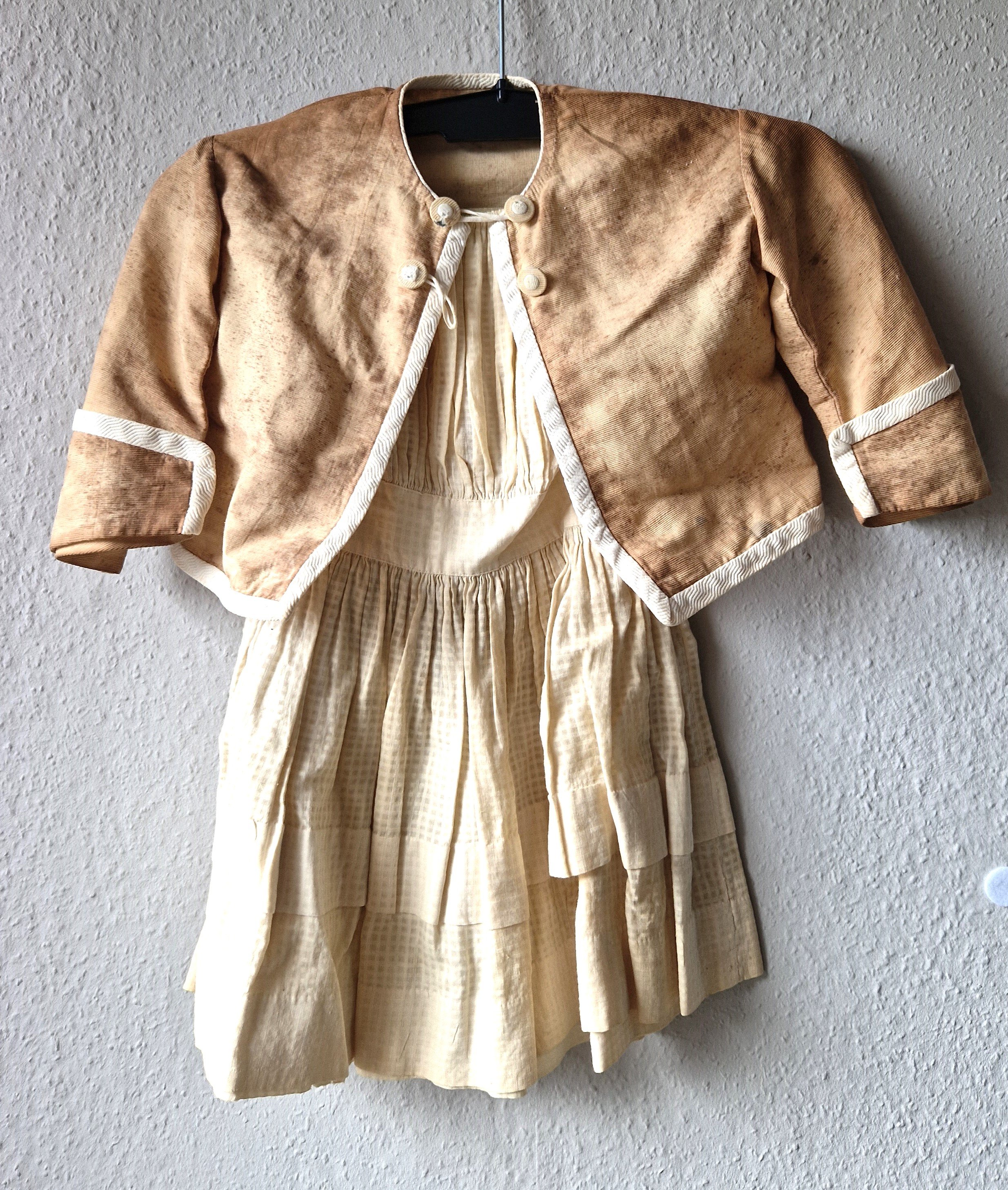 Mädchenkleid mit Jäckchen, 1920er-1950er Jahre (?) (Schloß Wernigerode GmbH RR-R)