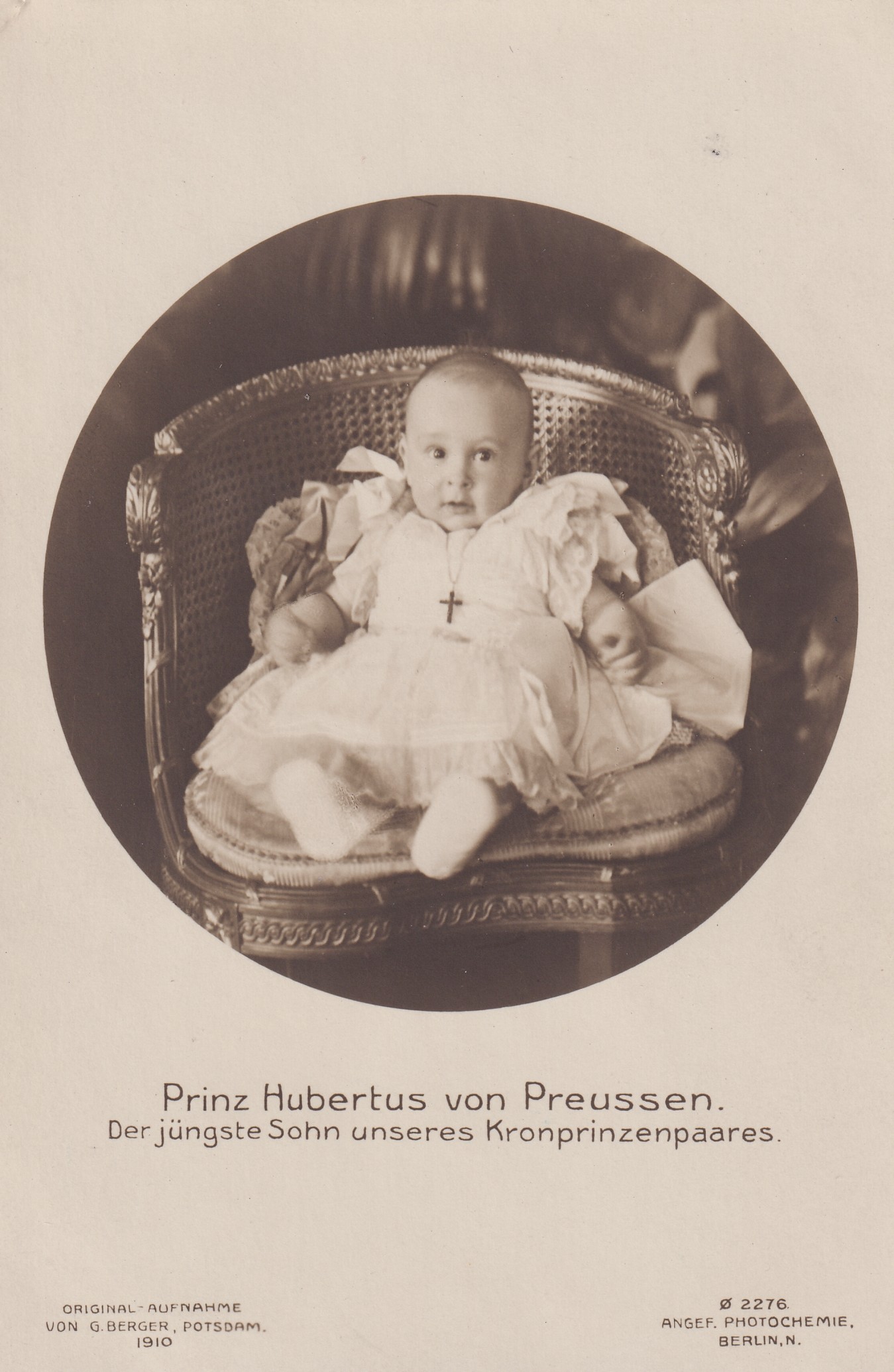 Bildpostkarte mit Kinderporträt des Prinzen Hubertus von Preußen (1909-1950), 1910 (Schloß Wernigerode GmbH RR-F)
