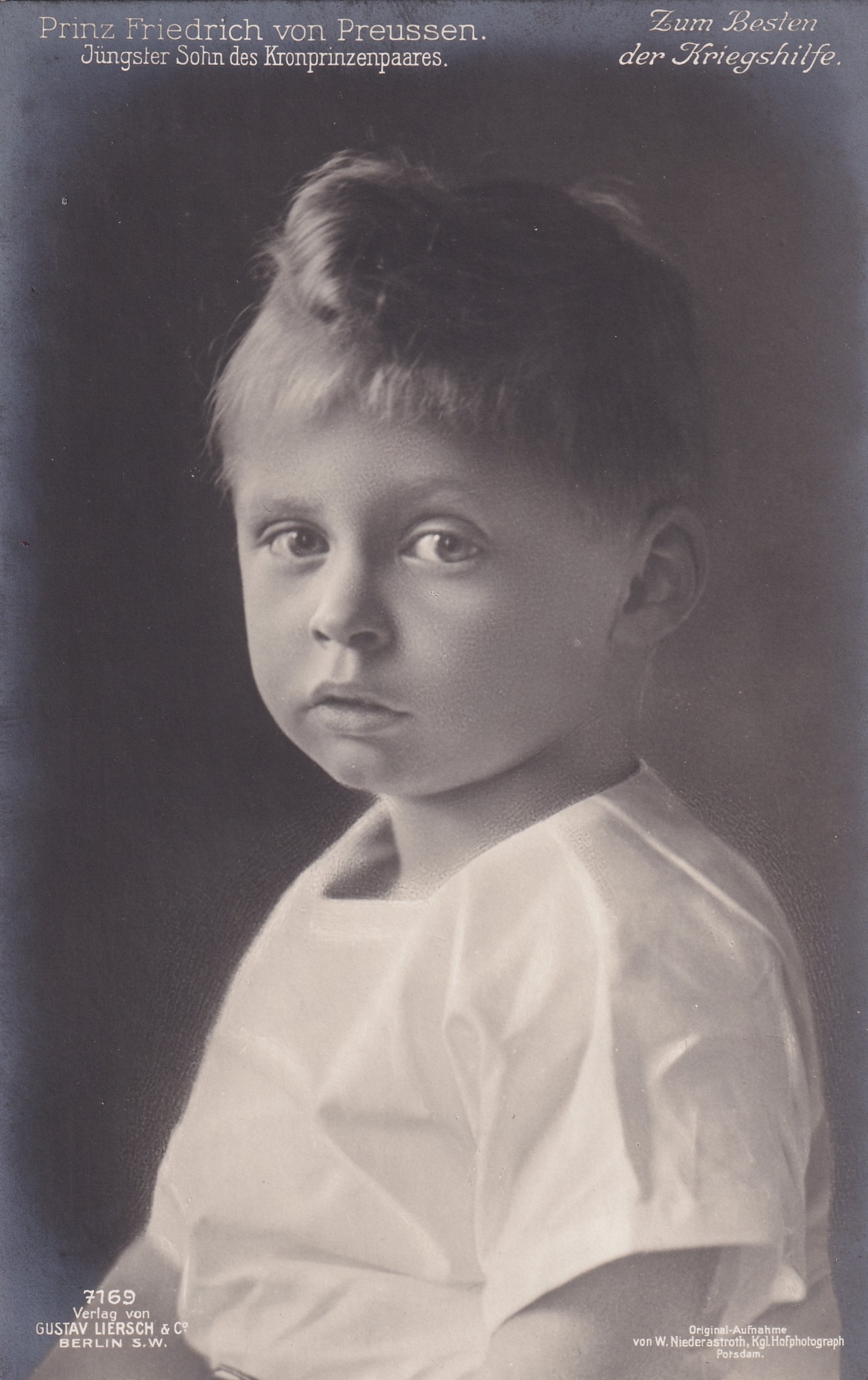 Bildpostkarte mit einem Kinderporträt des Prinzen Friedrich von Preußen (1911-1966), 1914 (Schloß Wernigerode GmbH RR-F)