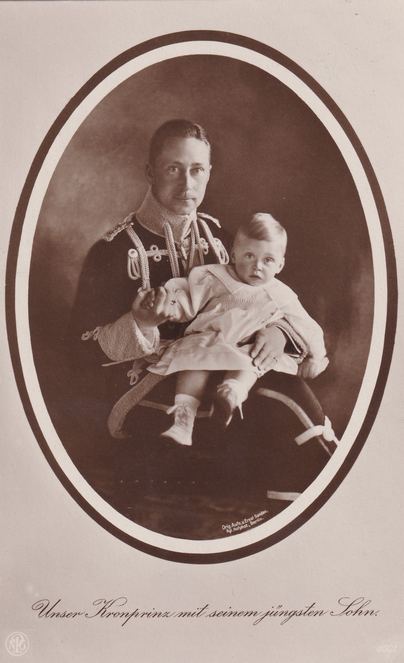 Bildpostkarte mit Foto des Kronprinzen Wilhelm und seinem Sohn Friedrich, 1913 (Schloß Wernigerode GmbH RR-F)