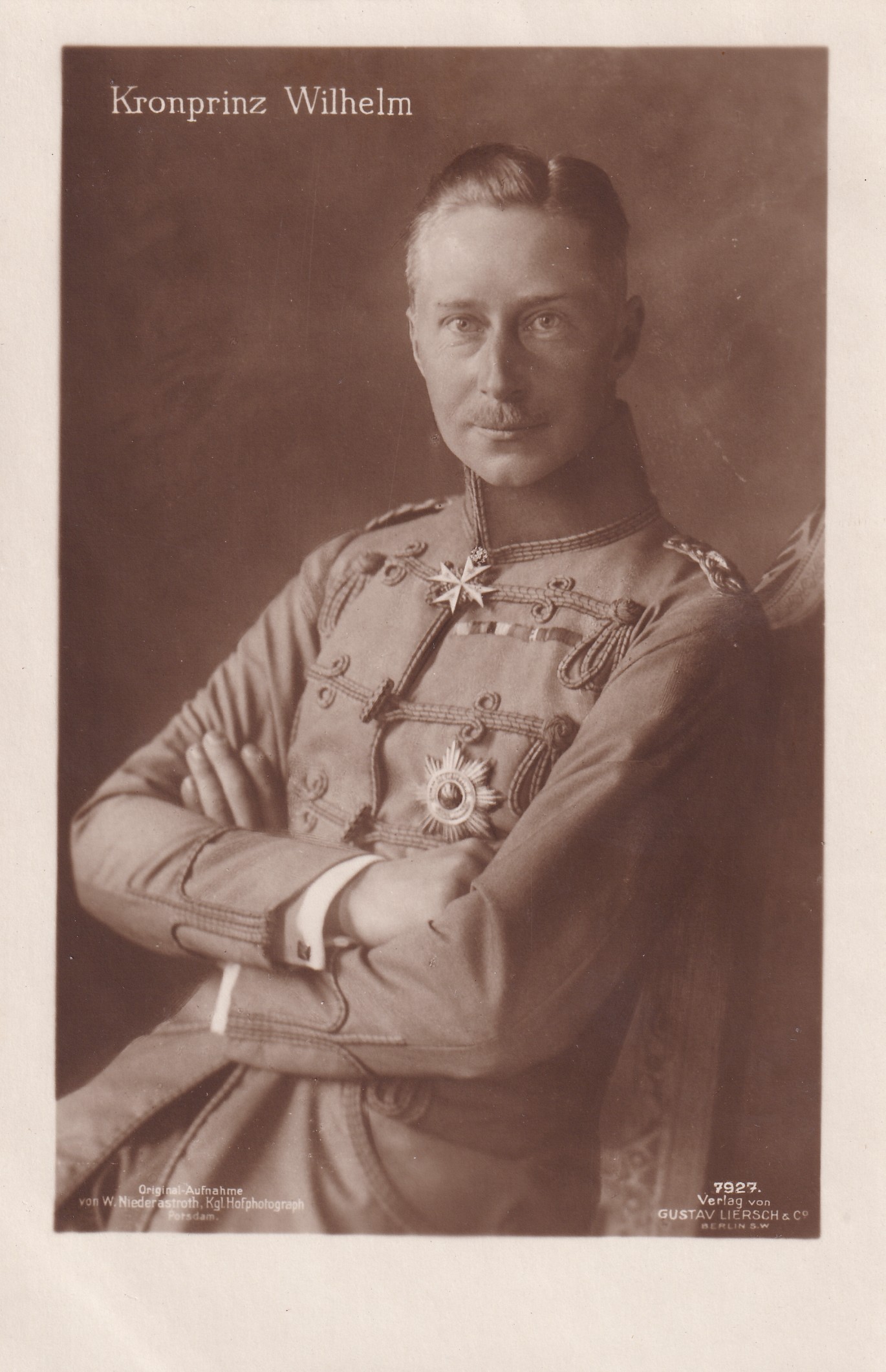 Bildpostkarte mit Foto des Kronprinzen Wilhelm (1882-1951) in Uniform, 1918 (Schloß Wernigerode GmbH RR-F)