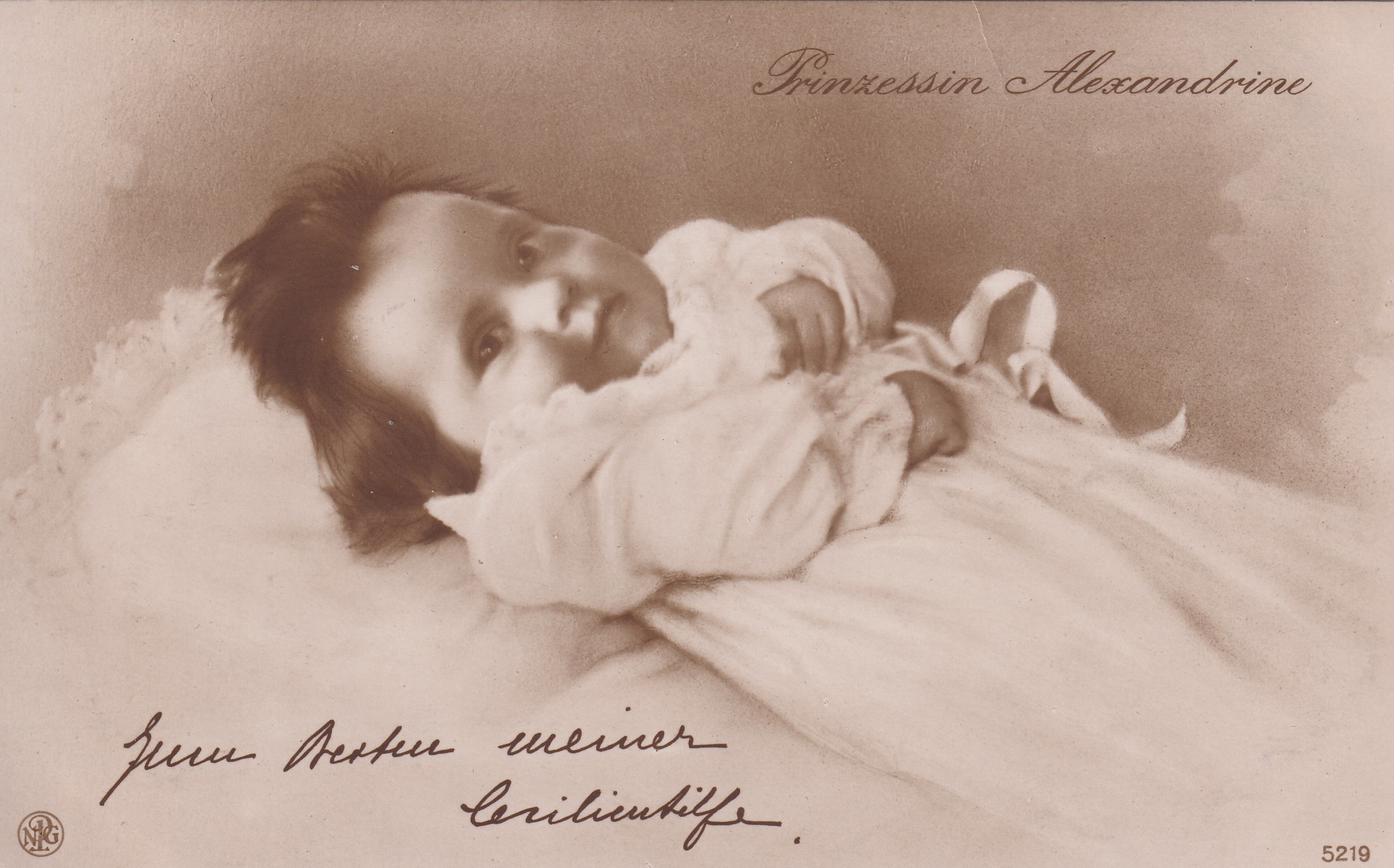 Bildpostkarte mit Foto der Prinzessin Alexandrine von Preußen (1915-1980) als Baby, 1915 (Schloß Wernigerode GmbH RR-F)
