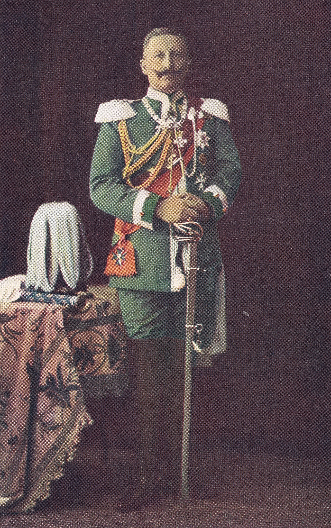 Bildpostkarte mit Foto Kaiser Wilhelms II. in Uniform in Dreifarbendruck, 1906 (Schloß Wernigerode GmbH RR-F)