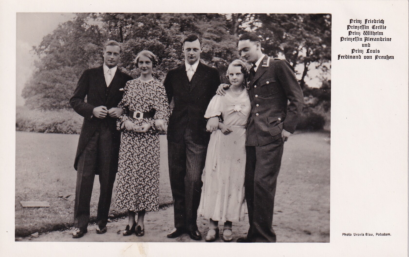 Bildpostkarte mit Gruppenfoto von fünf Kindern des ehemaligen deutschen Kronprinzenpaares, 20.09.1936 (Schloß Wernigerode GmbH RR-F)