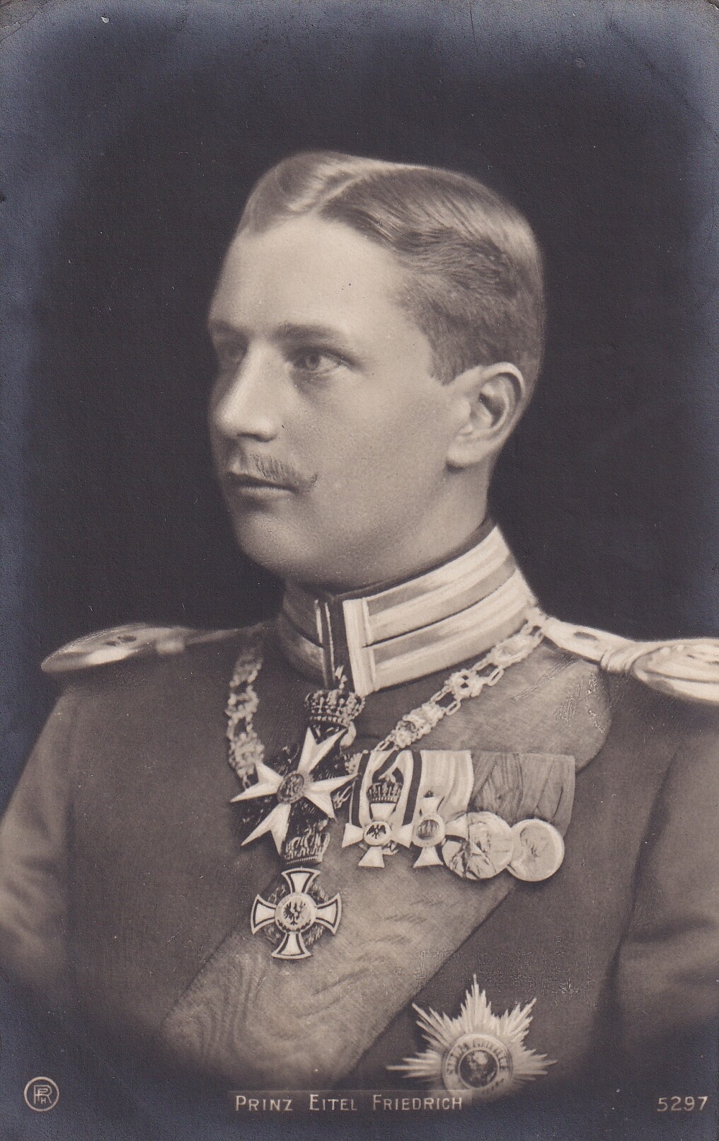 Bildpostkarte mit Foto des Prinzen Eitel Friedrich von Preußen, um 1905 (Schloß Wernigerode GmbH RR-F)