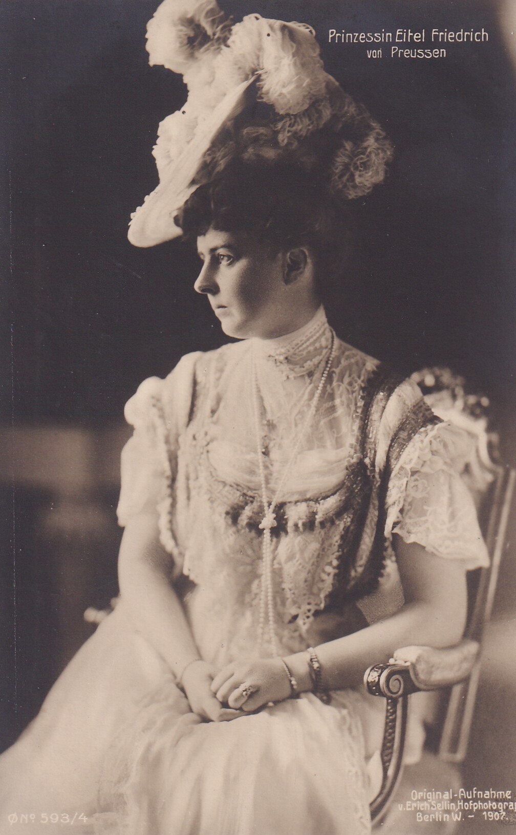 Bildpostkarte mit Foto der Prinzessin Sophie Charlotte von Preußen, 1907 (Schloß Wernigerode GmbH RR-F)
