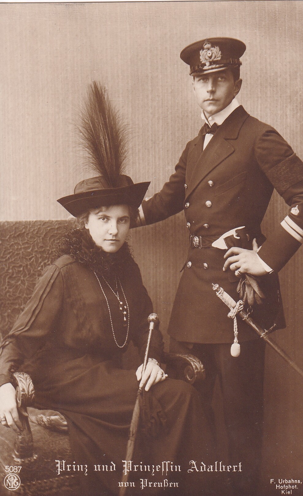 Bildpostkarte mit Foto des Prinzen Adalbert von Preußen und seiner Frau Adelheid, 1916 (Schloß Wernigerode GmbH RR-F)