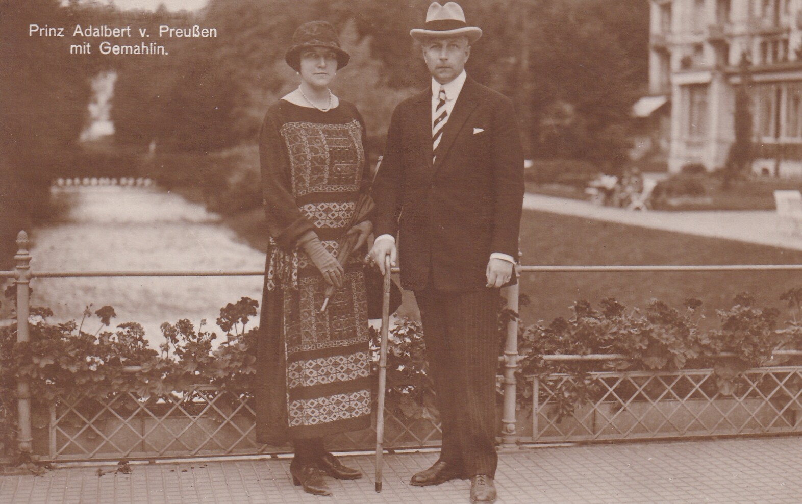 Bildpostkarte mit Foto von Adalbert Prinz von Preußen und seiner Frau Adelheid, 1926 (Schloß Wernigerode GmbH RR-F)