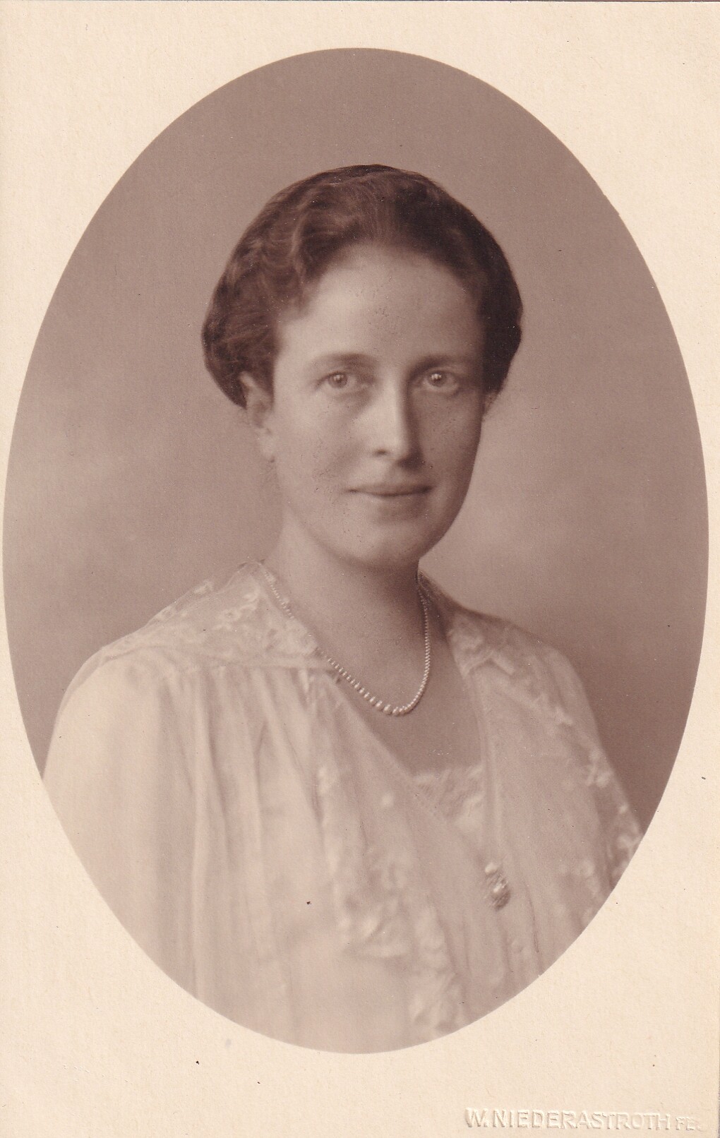 Bildpostkarte mit Foto der Ina Marie Prinzessin von Preußen, 1924 (Schloß Wernigerode GmbH RR-F)