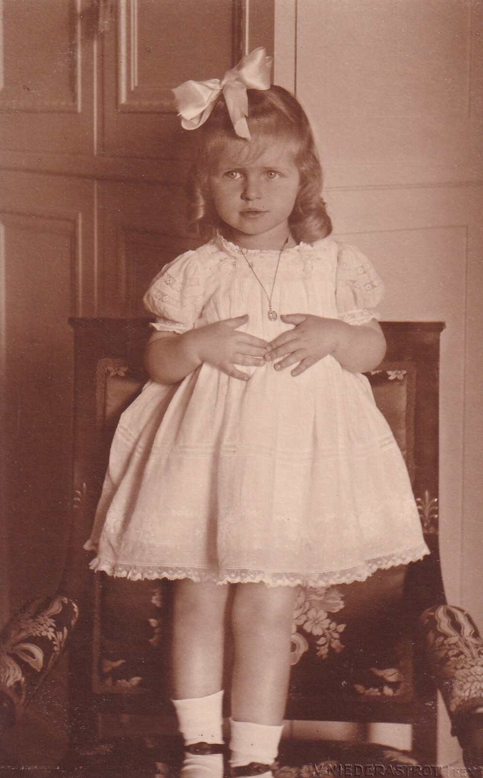 Bildpostkarte mit Foto der Herzleide Prinzessin von Preußen, 1921 (Schloß Wernigerode GmbH RR-F)