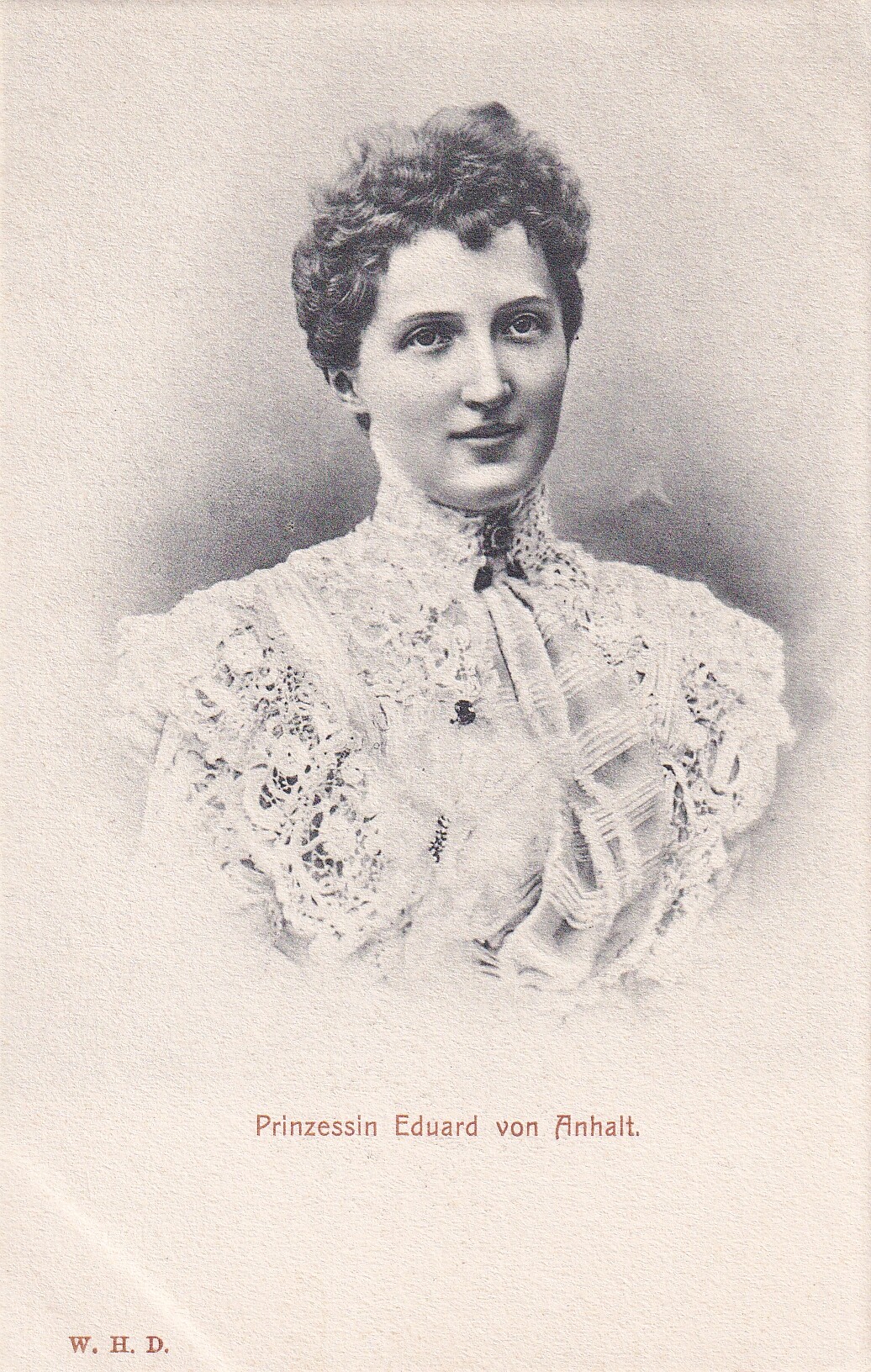 Bildpostkarte mit Foto der Prinzessin Luise von Anhalt, um 1900 (Schloß Wernigerode GmbH RR-F)