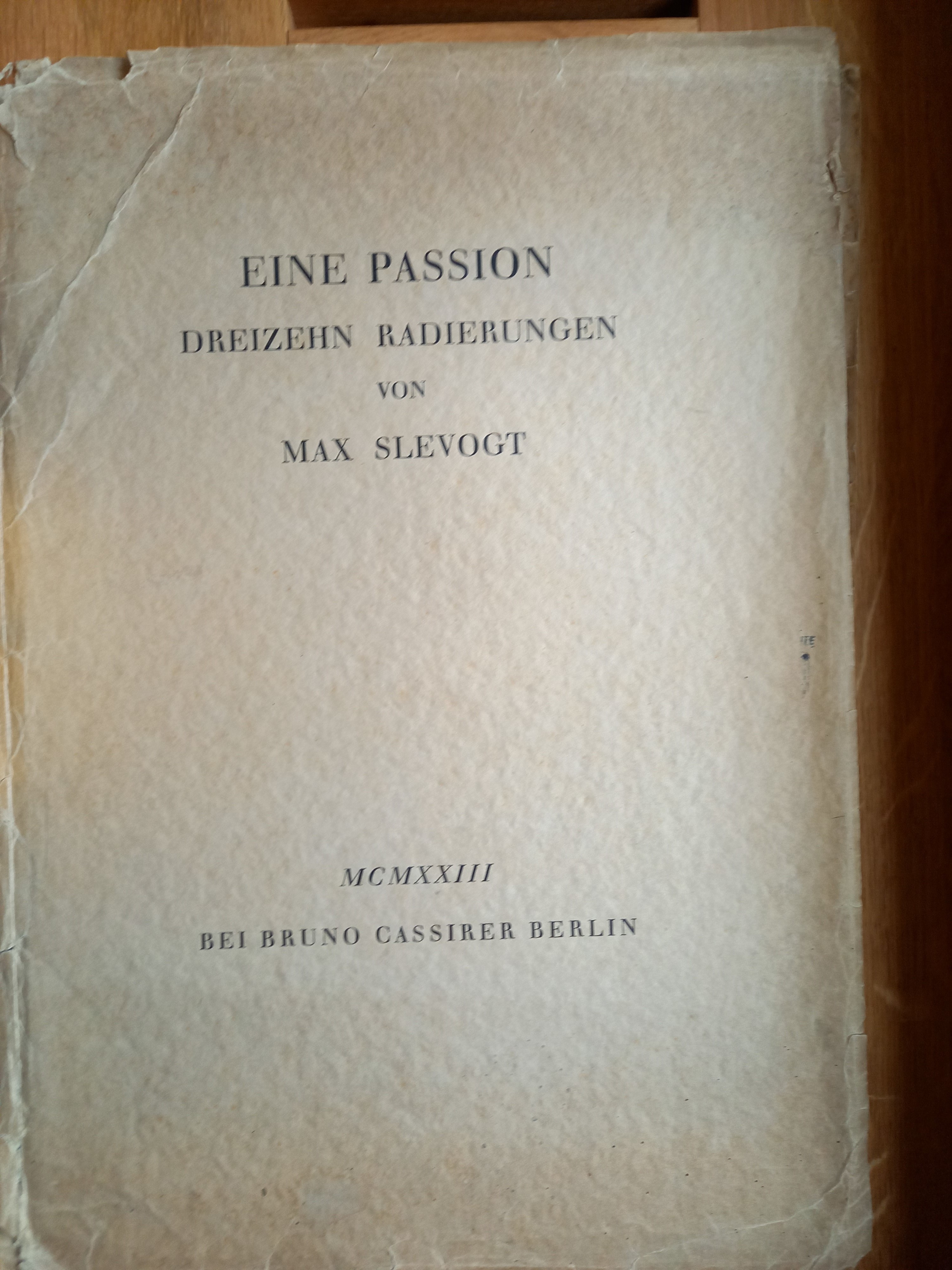 Eine Passion-Mappendeckel (Stiftung Christliche Kunst Wittenberg CC BY-NC-SA)