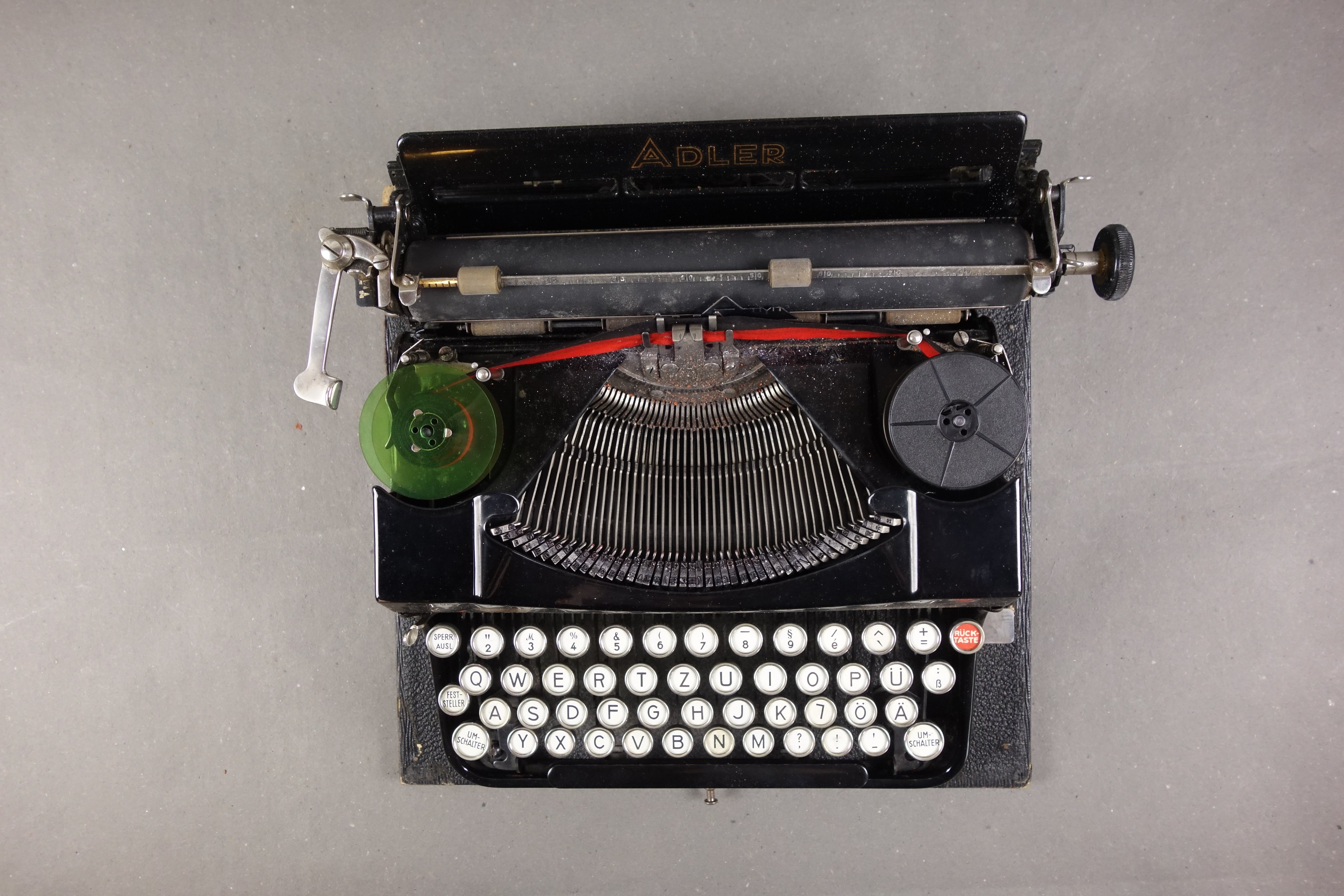 ADLER Schreibmaschine (Förder- und Heimatverein Stadt und Kloster Jerichow e.V. CC BY-NC-SA)