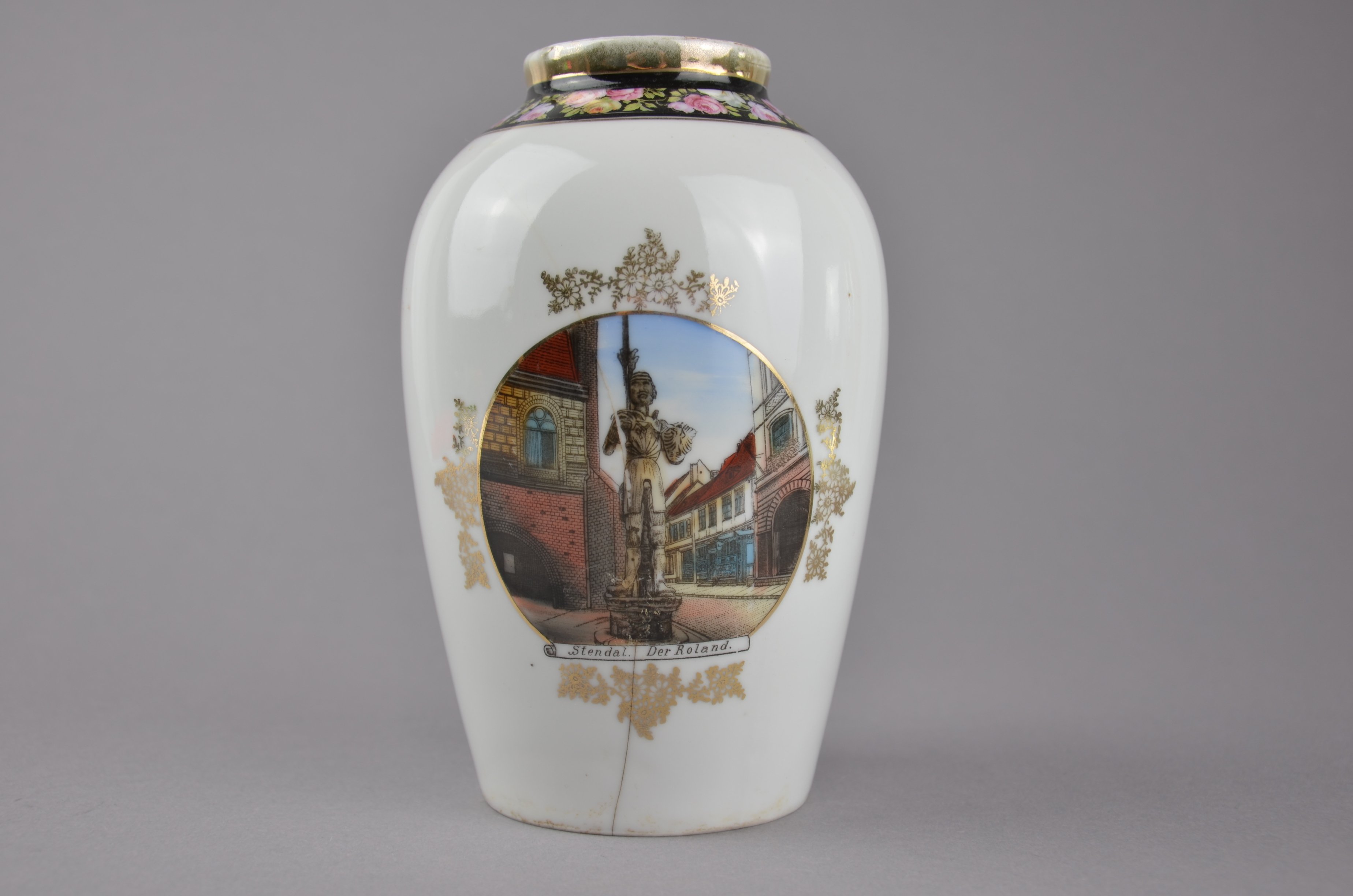Vase mit Stendal-Motiv, um 1930 (Förder- und Heimatverein Stadt und Kloster Jerichow e.V. CC BY-NC-SA)