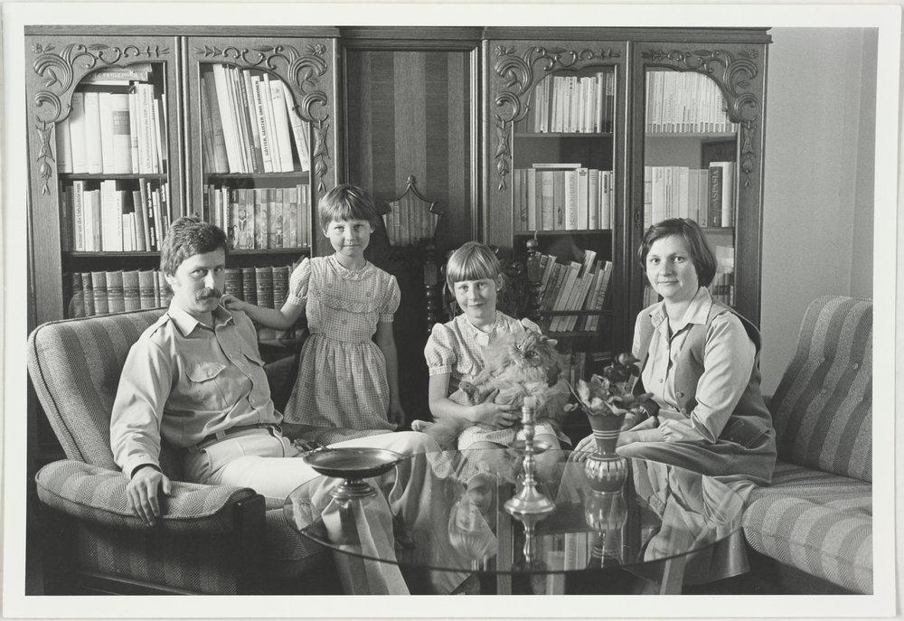 Familie K. (Frauenarzt, Zahnärztin) (Kulturstiftung Sachsen-Anhalt/© SLUB/Deutsche Fotothek RR-F)