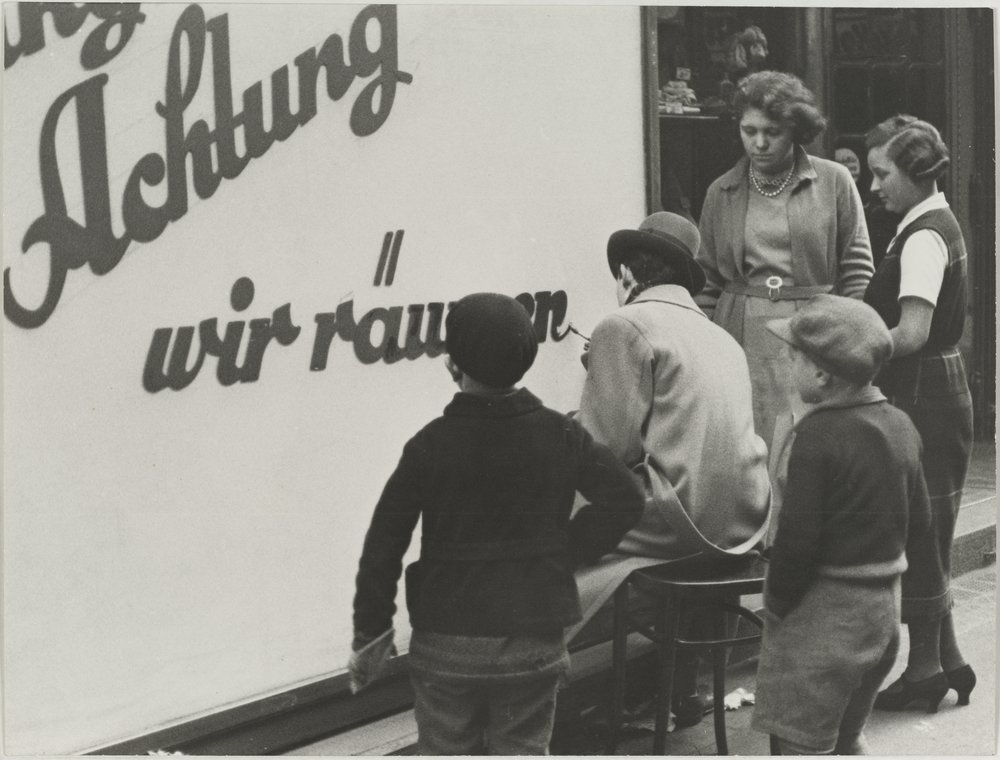 Achtung wir räumen! (Kulturstiftung Sachsen-Anhalt/Walter Ballhause Archiv RR-F)