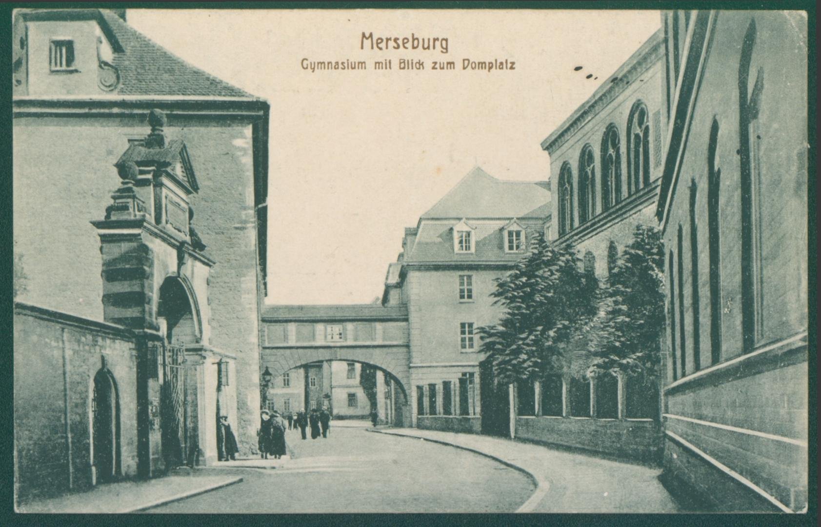 Merseburg, Domgymnasium mit Blick zum Domplatz (Kulturhistorisches Museum Schloss Merseburg CC BY-NC-SA)