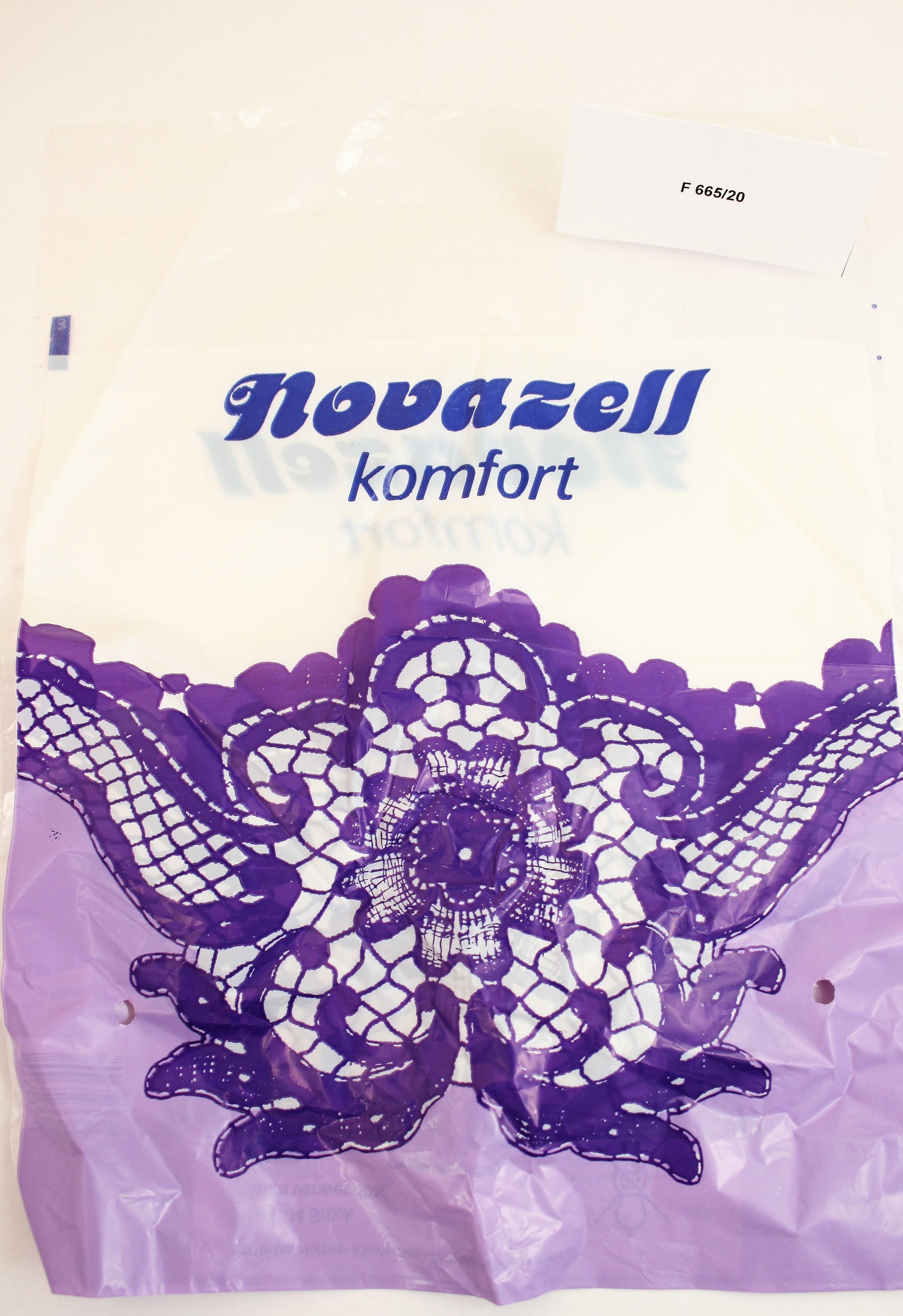 Novazell komfort, Plastiktüte (Industrie- und Filmmuseum Wolfen CC BY-NC-SA)