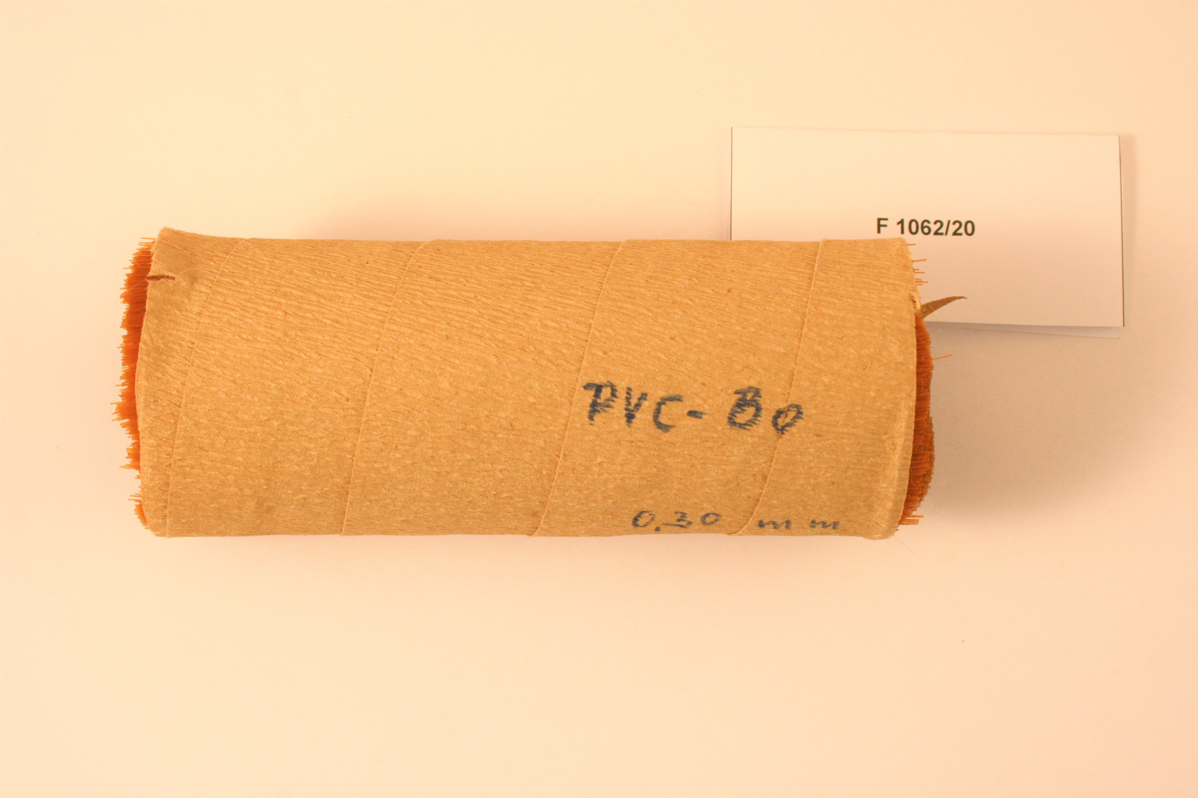Borstenbündel PVC (Industrie- und Filmmuseum Wolfen CC BY-NC-SA)