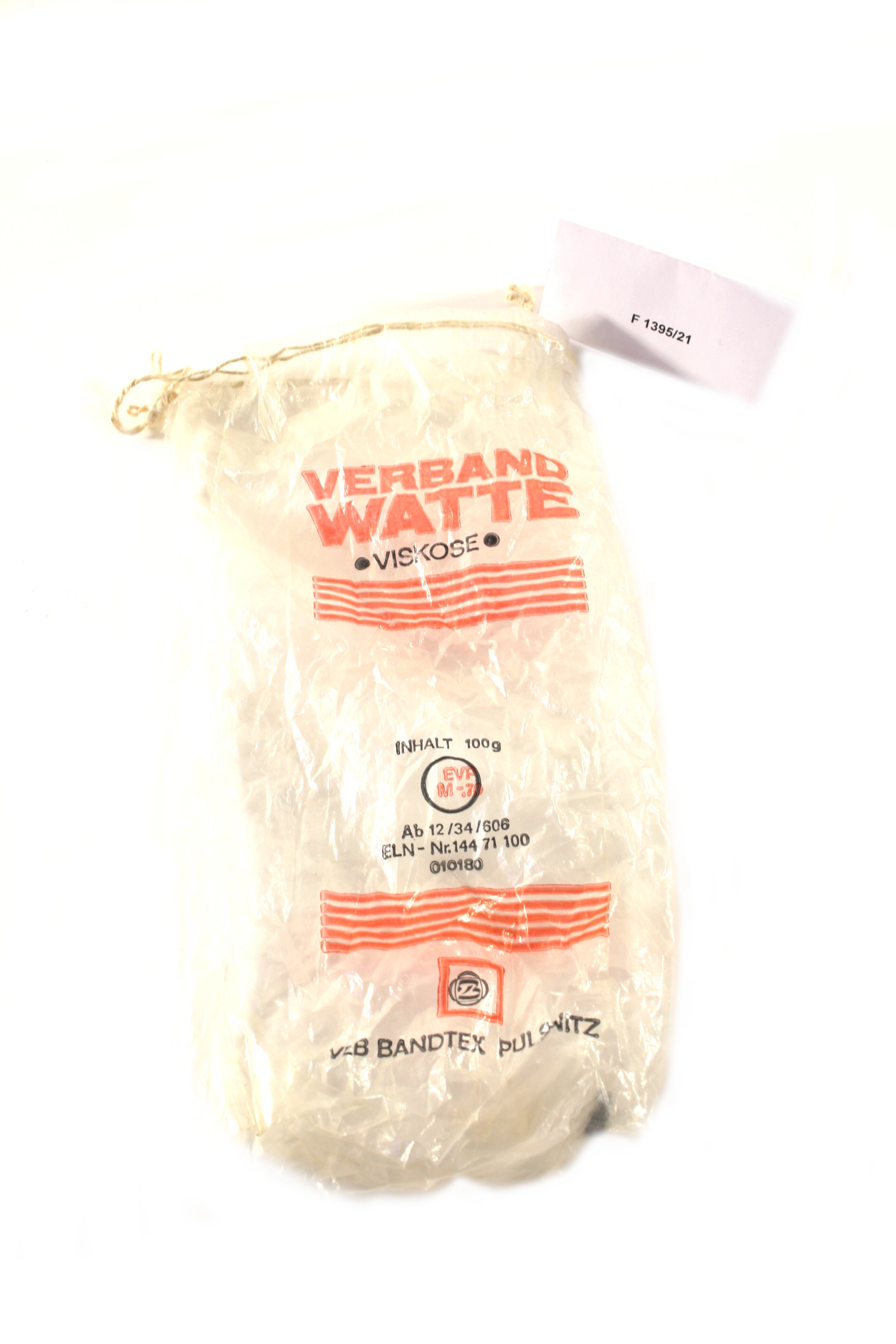 Plastiktüte Verpackung für Verbandwatte aus Viskose (Industrie- und Filmmuseum Wolfen CC BY-NC-SA)