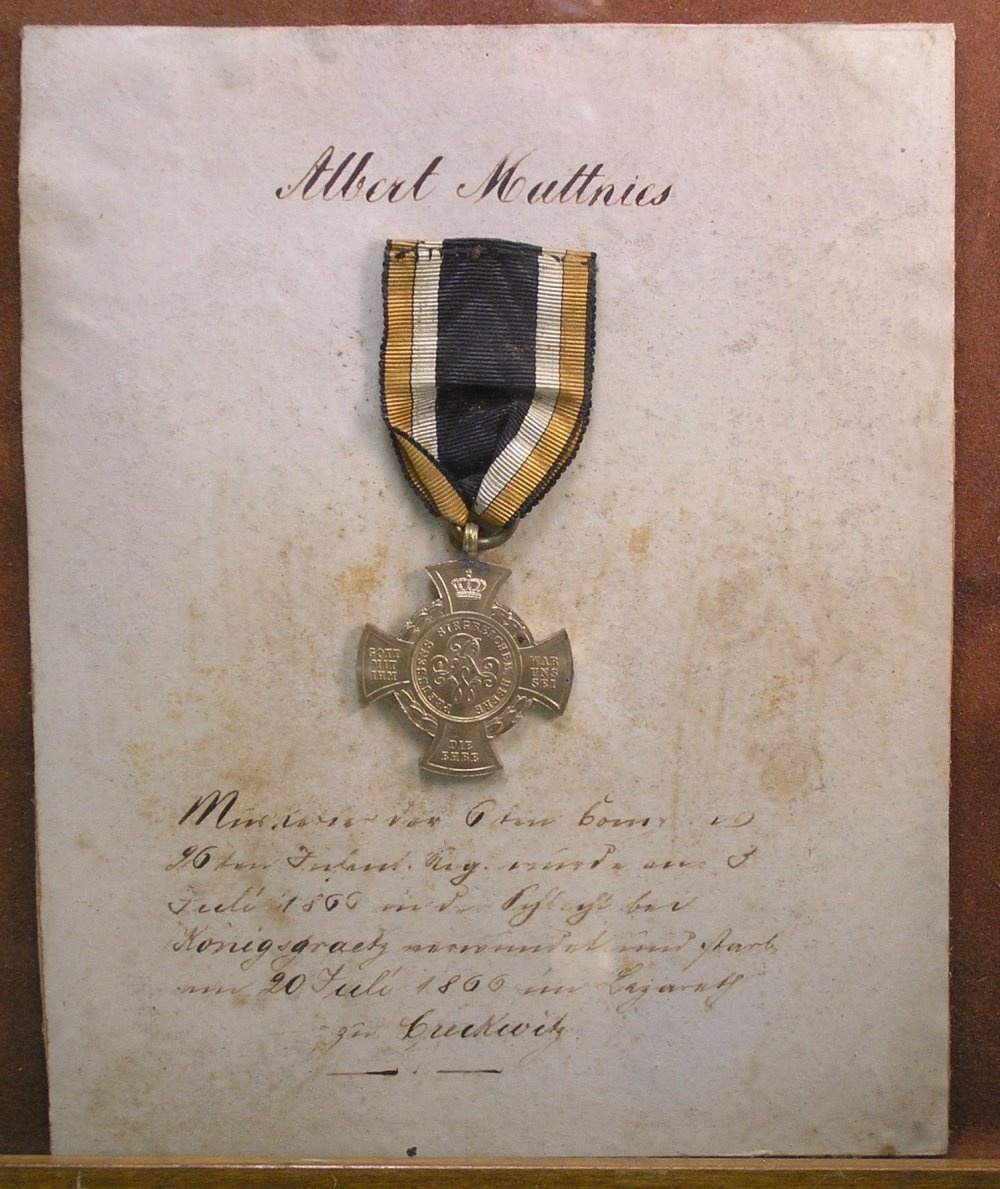 Silbernes Verdienstkreuz am Band Preußen 1866 (Kreismuseum Jerichower Land, Genthin CC BY-NC-SA)