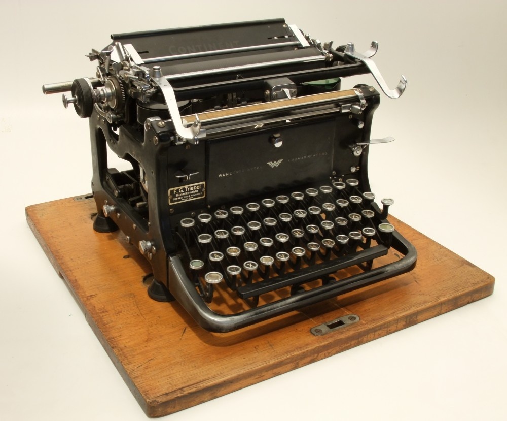 Schreibmaschine Wanderer Continental Standard (Kreismuseum Bitterfeld CC BY-NC-SA)