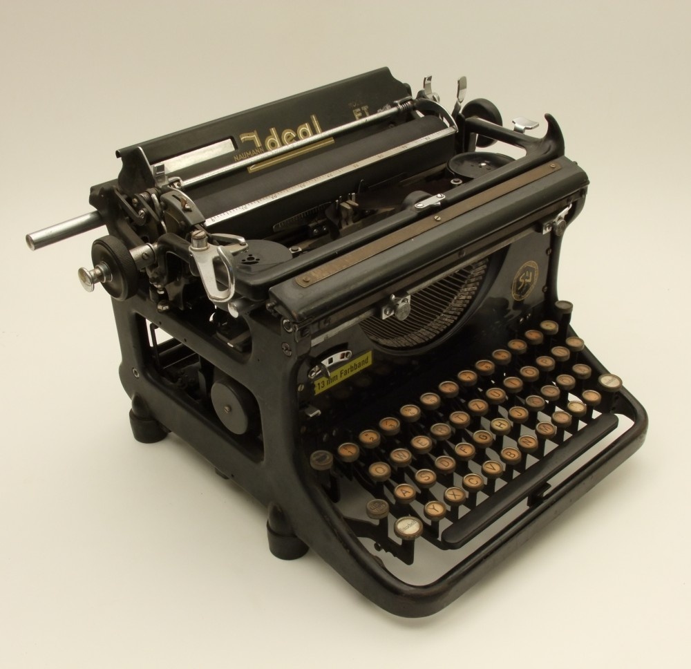 Schreibmaschine Naumann Ideal Modell ET (Kreismuseum Bitterfeld CC BY-NC-SA)