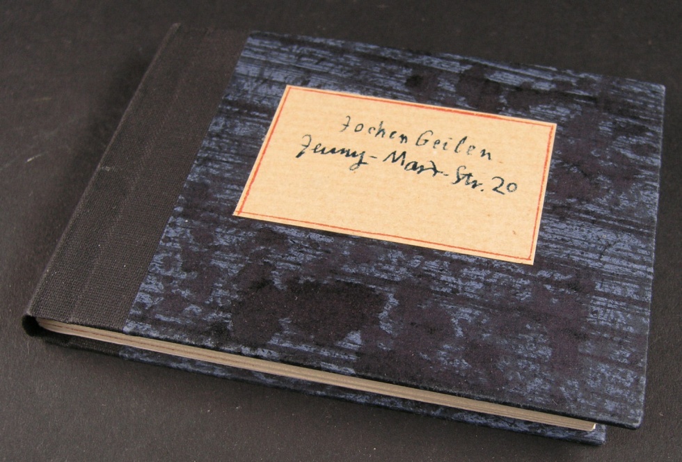 Kleines Künstlerbuch &quot;Jenny-Marx-Straße 20. 150 Jahre nach dem Manifest&quot; (Johann-Friedrich-Danneil-Museum Salzwedel CC BY-NC-SA)