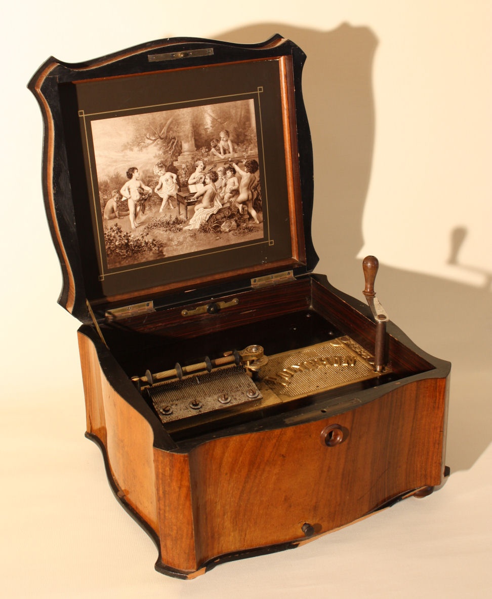Lochplatten-Spieldose &quot;Polyphon&quot; Typ Style No. 41 R (Johann-Friedrich-Danneil-Museum Salzwedel CC BY-NC-SA)