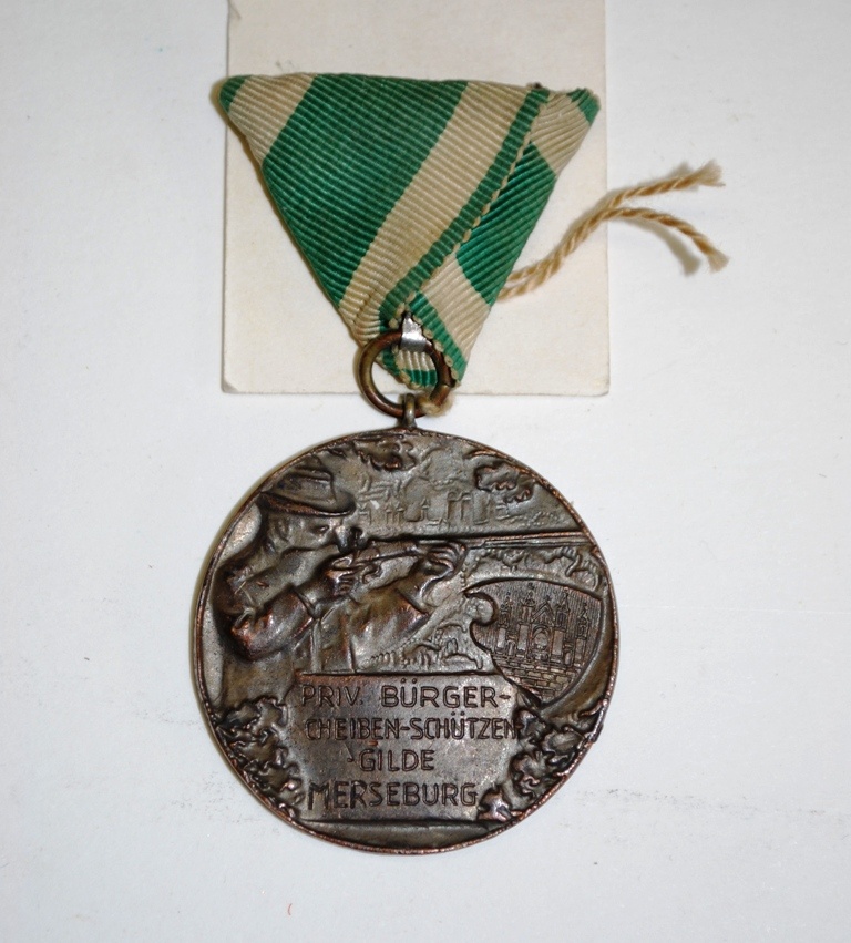Medaille der Privaten Bürger-Scheiben-Schießen-Gilde Merseburg (Kulturhistorisches Museum Schloss Merseburg CC BY-NC-SA)